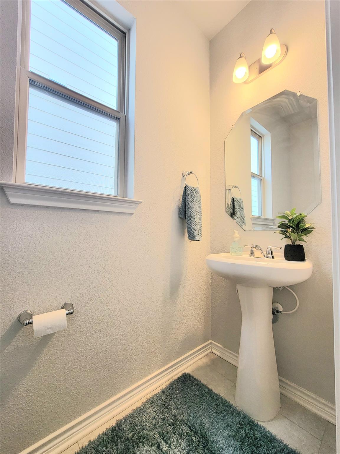 1765 Yaupon Grove Ln, Leander, TX 78641