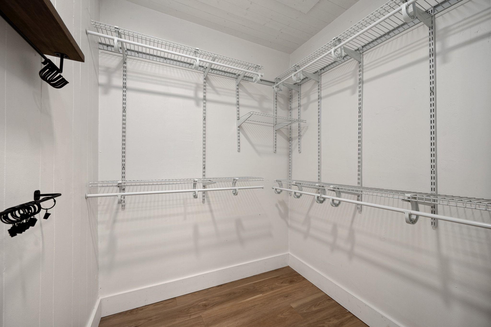 4709 York Hill Dr, Austin, TX 78723