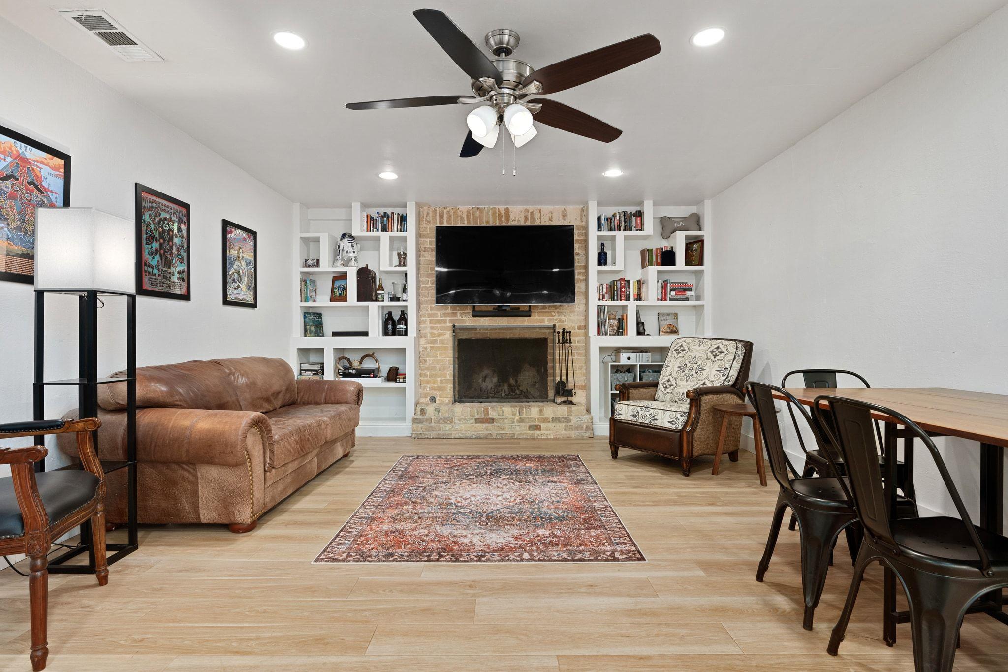 4709 York Hill Dr, Austin, TX 78723