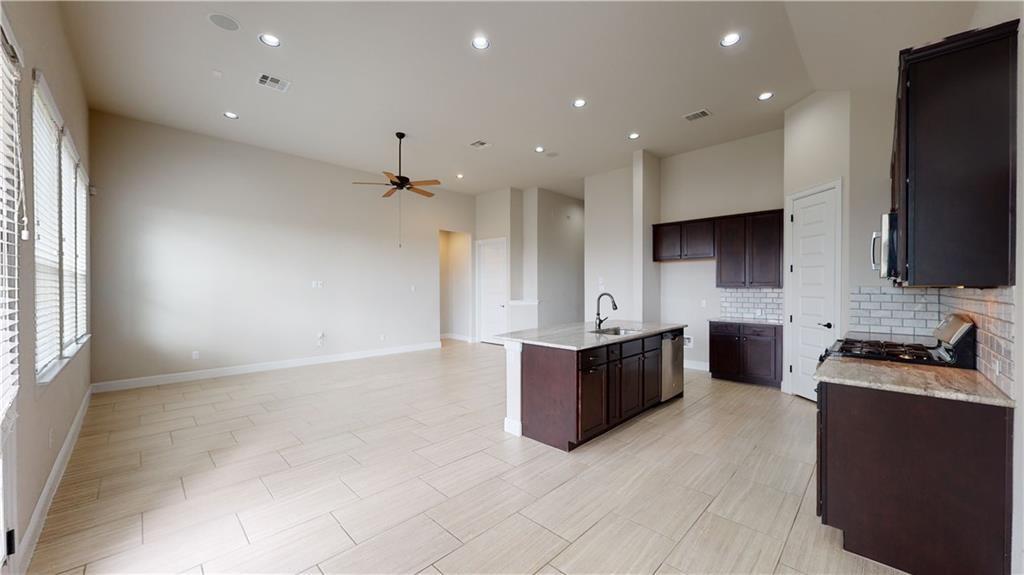 8050 Mozart St, Round Rock, TX 78665