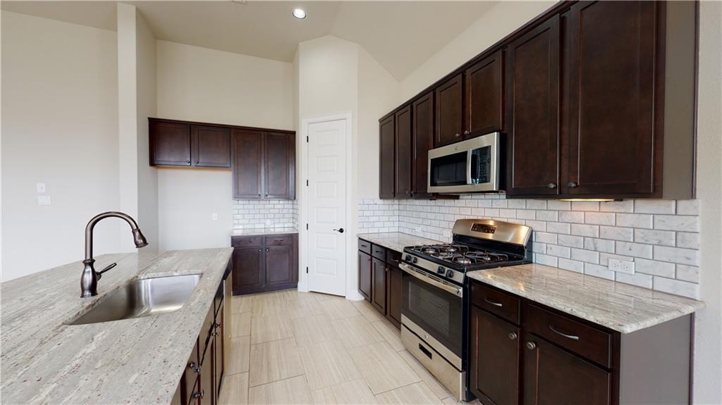 8050 Mozart St, Round Rock, TX 78665