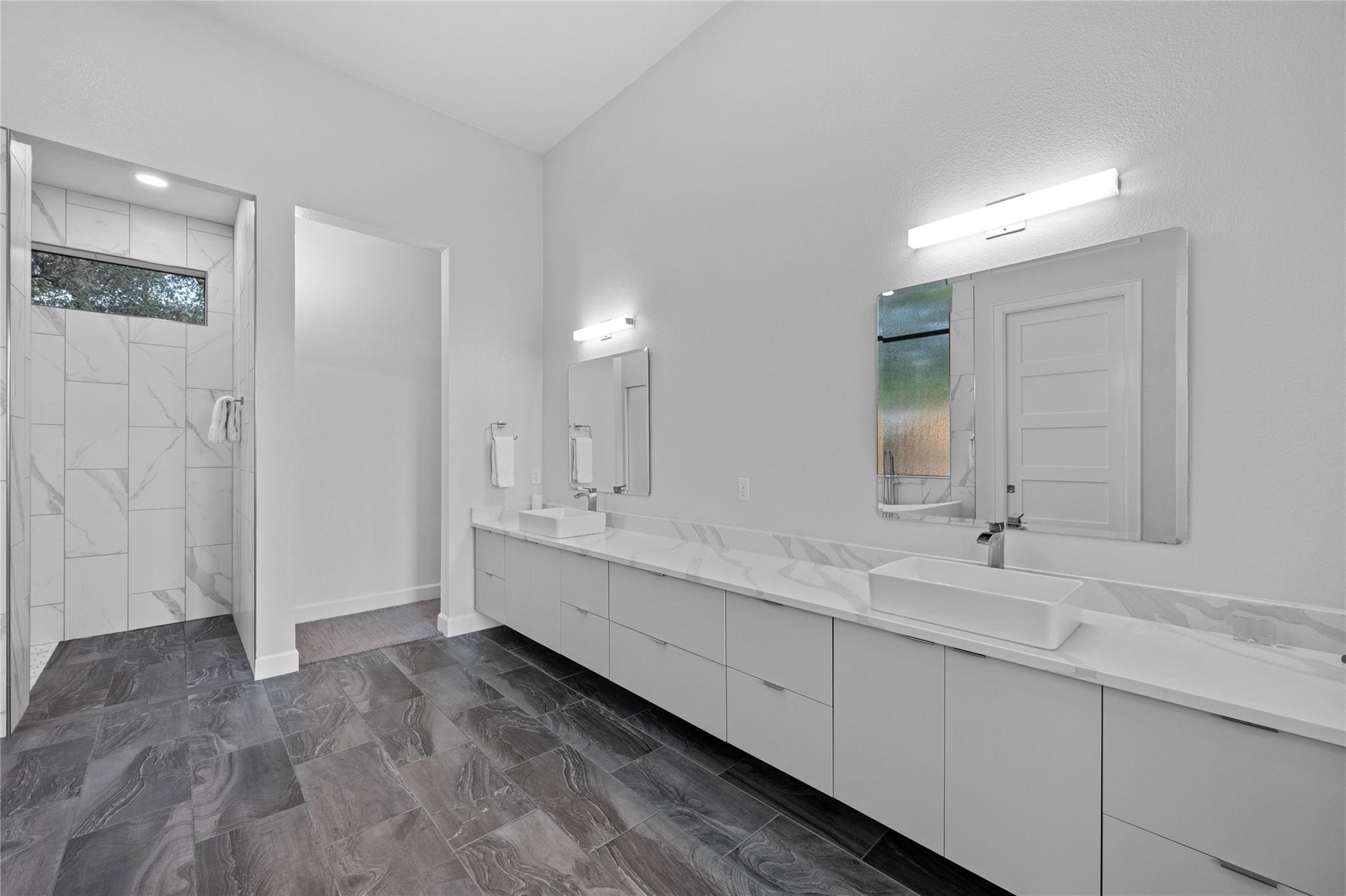 2912 Patriot Dr, Lago Vista, TX 78645