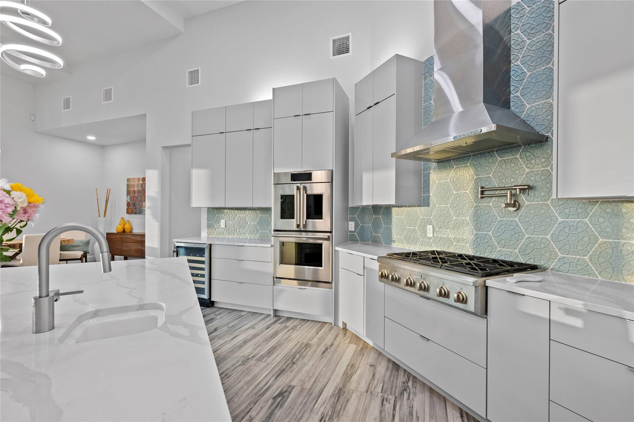 2912 Patriot Dr, Lago Vista, TX 78645