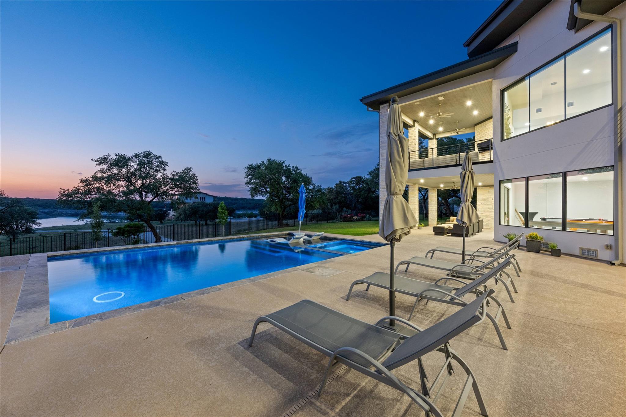 2912 Patriot Dr, Lago Vista, TX 78645