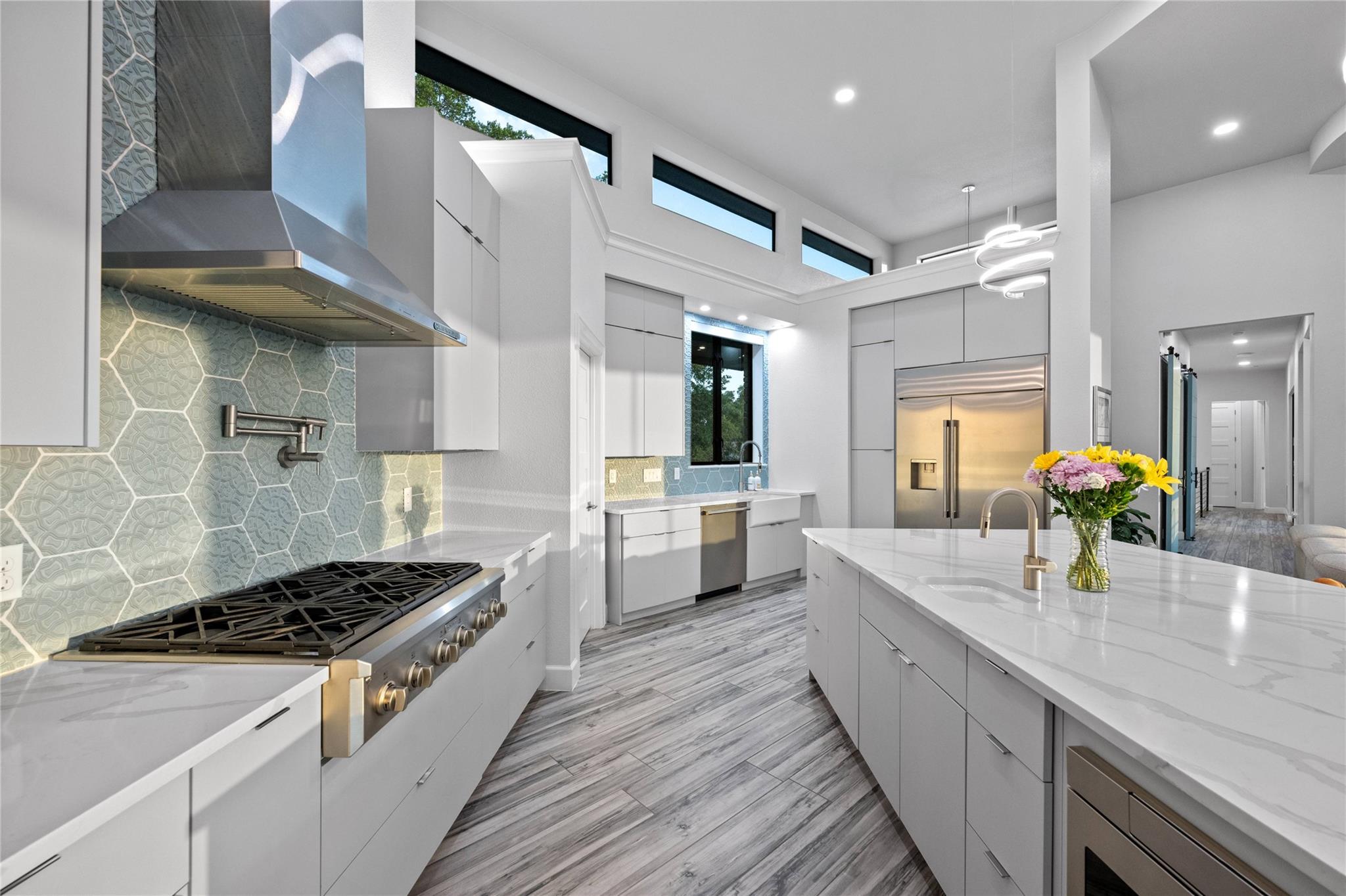 2912 Patriot Dr, Lago Vista, TX 78645