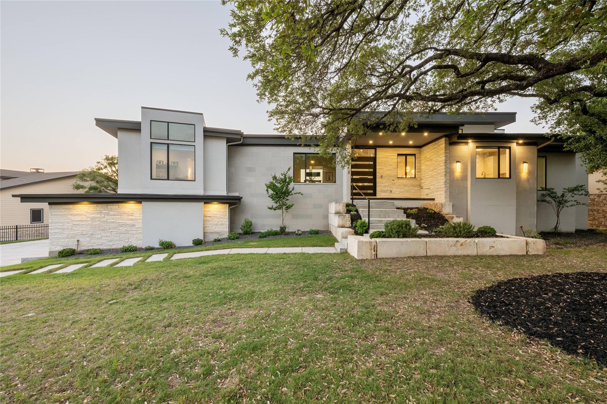 2912 Patriot Dr, Lago Vista, TX 78645