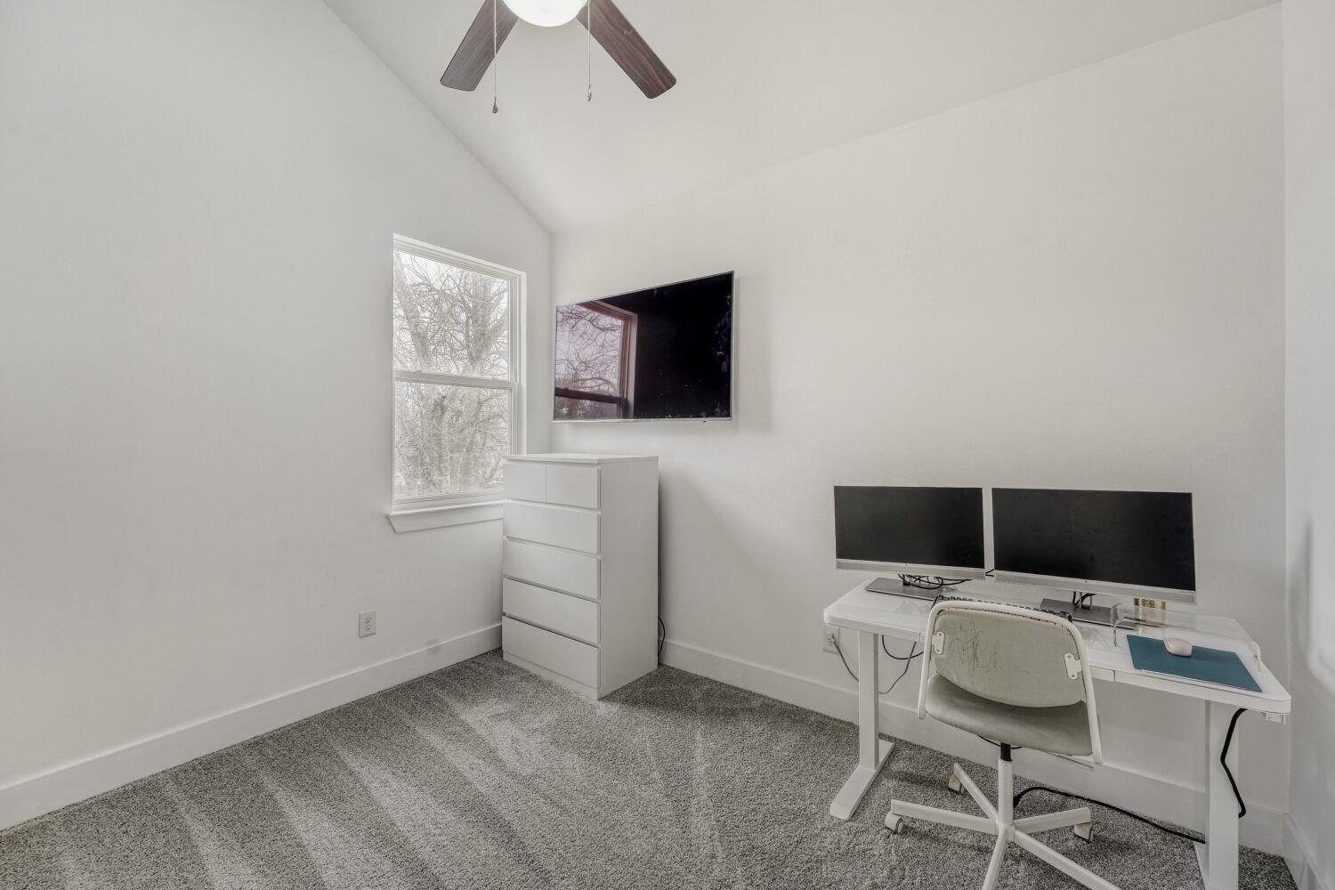 125 Irene St, Elgin, TX 78621