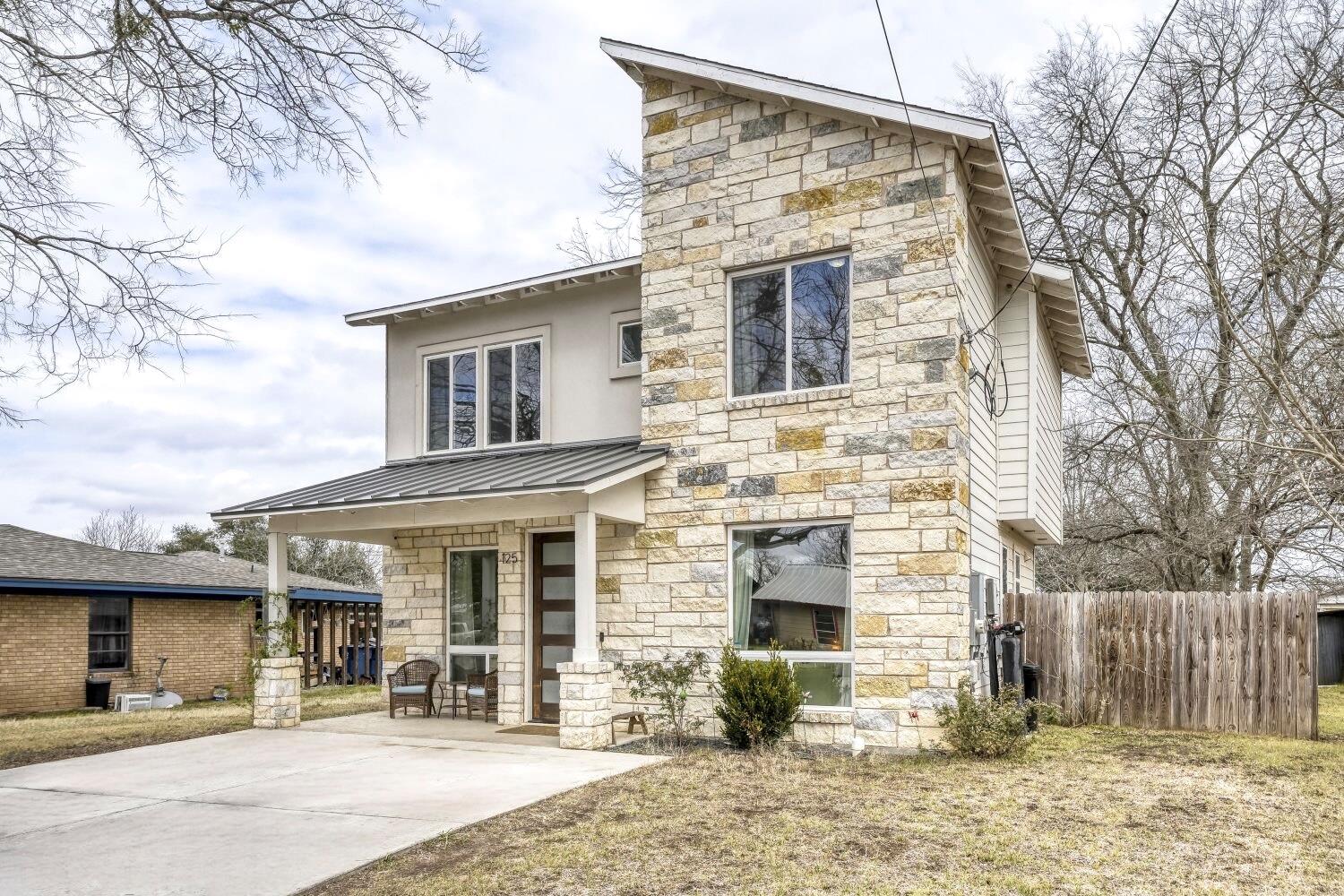 125 Irene St, Elgin, TX 78621