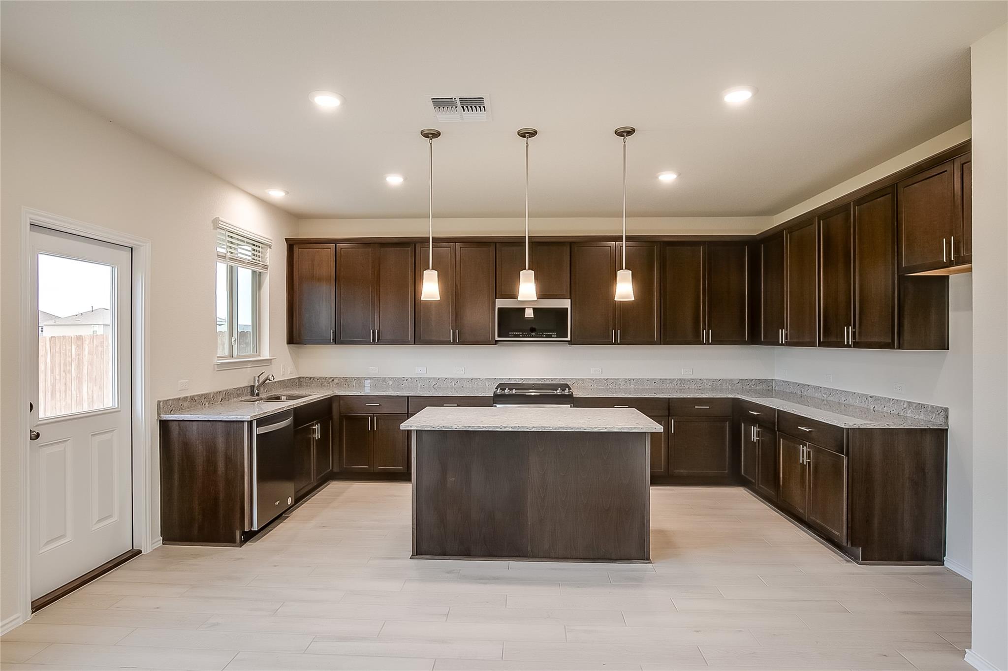 216 English Oak St, Georgetown, TX 78626