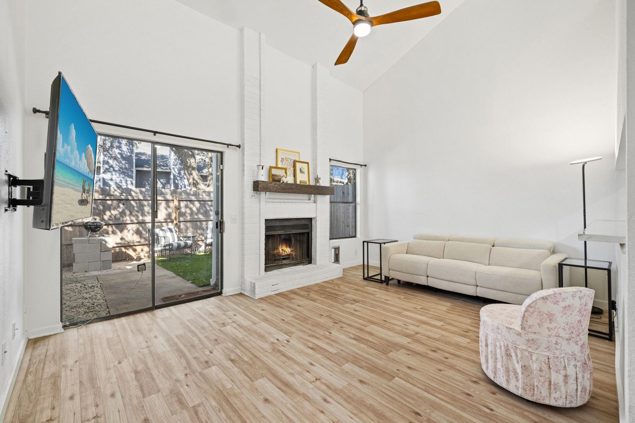 1010 W Rundberg Ln # 30, Austin, TX 78758