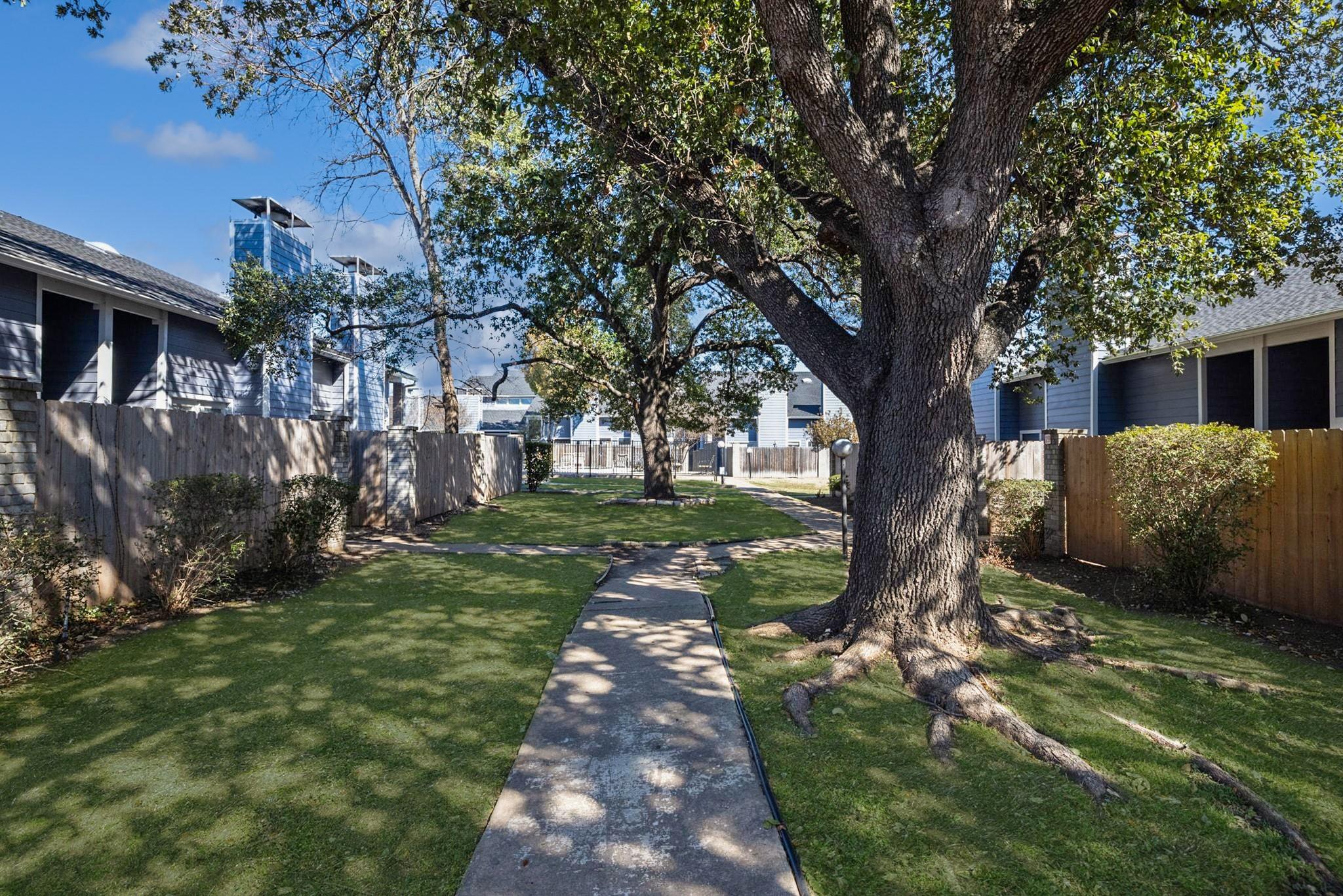 1010 W Rundberg Ln # 30, Austin, TX 78758