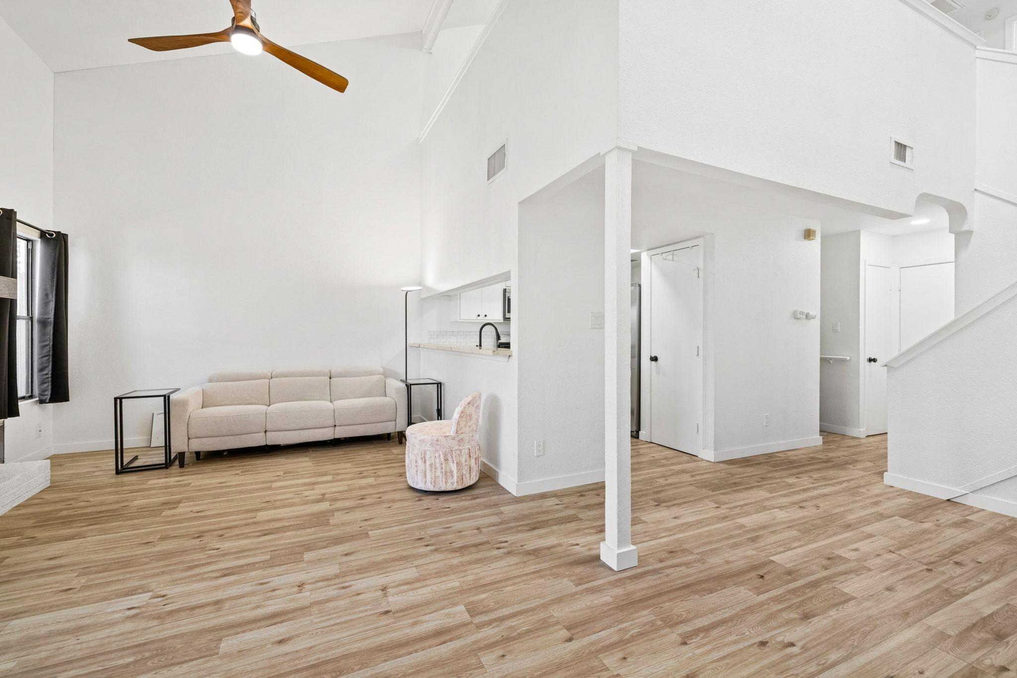 1010 W Rundberg Ln # 30, Austin, TX 78758