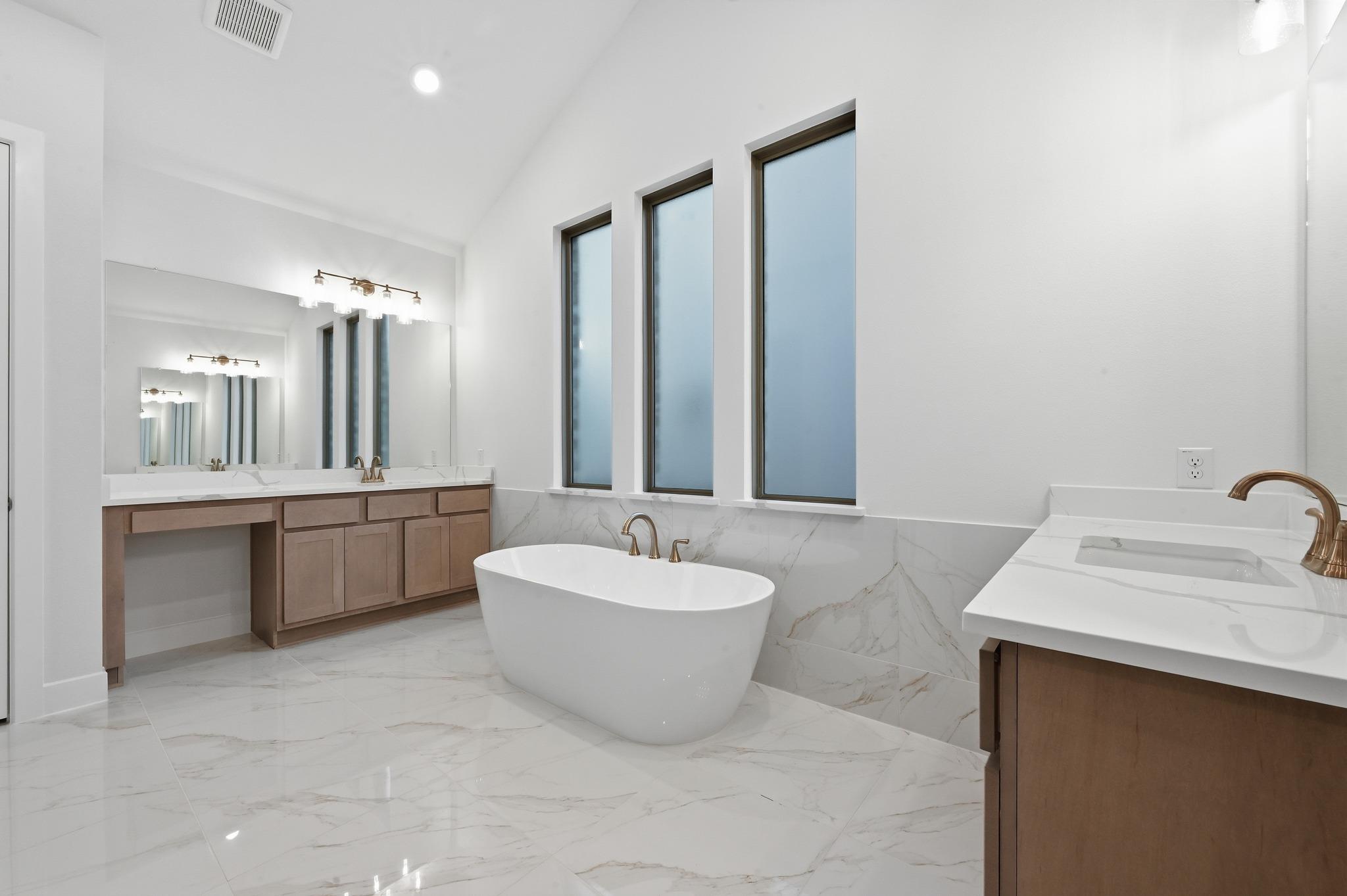 8108 Sarcelle Dr, Austin, TX 78738