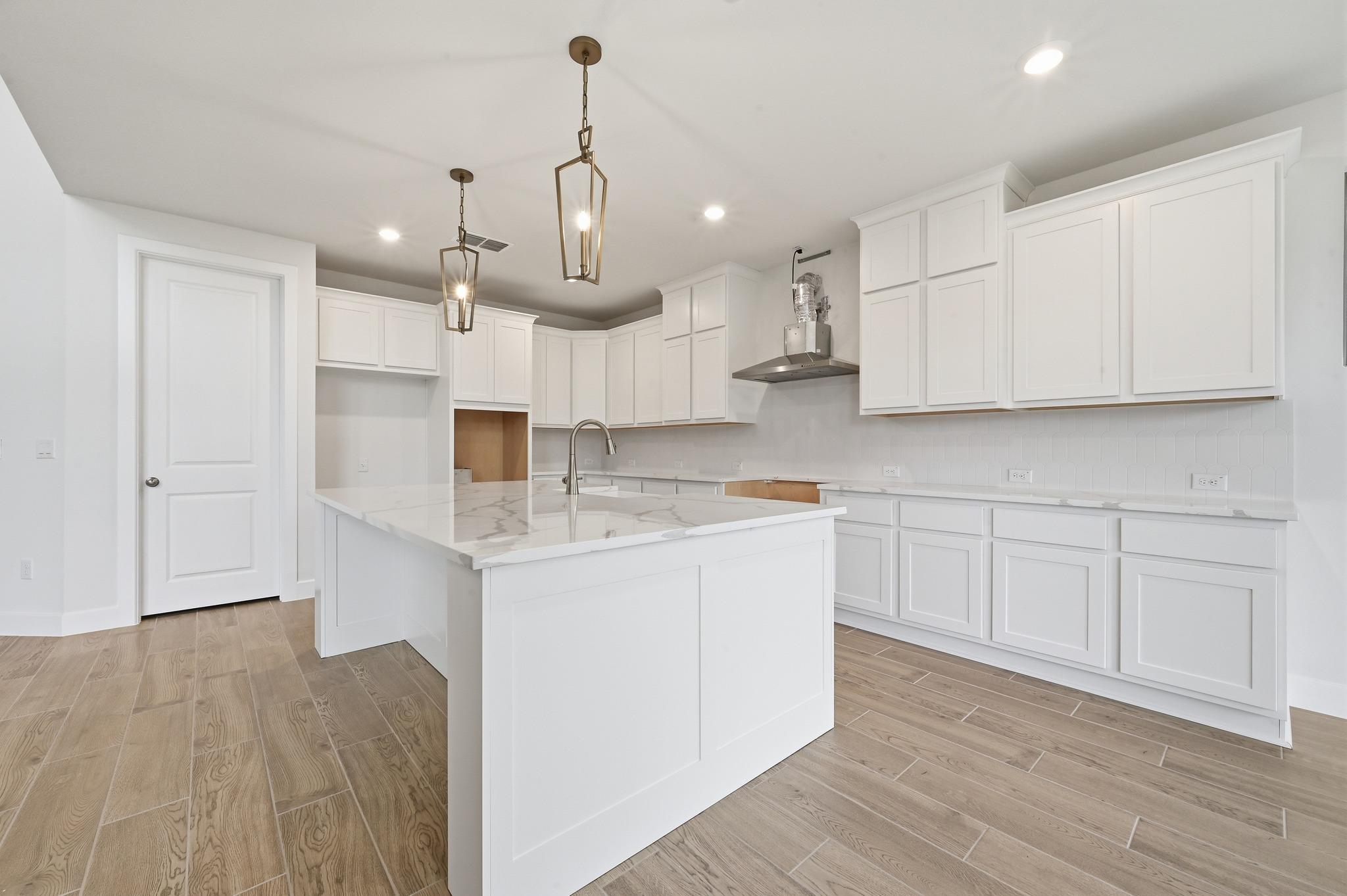 8108 Sarcelle Dr, Austin, TX 78738