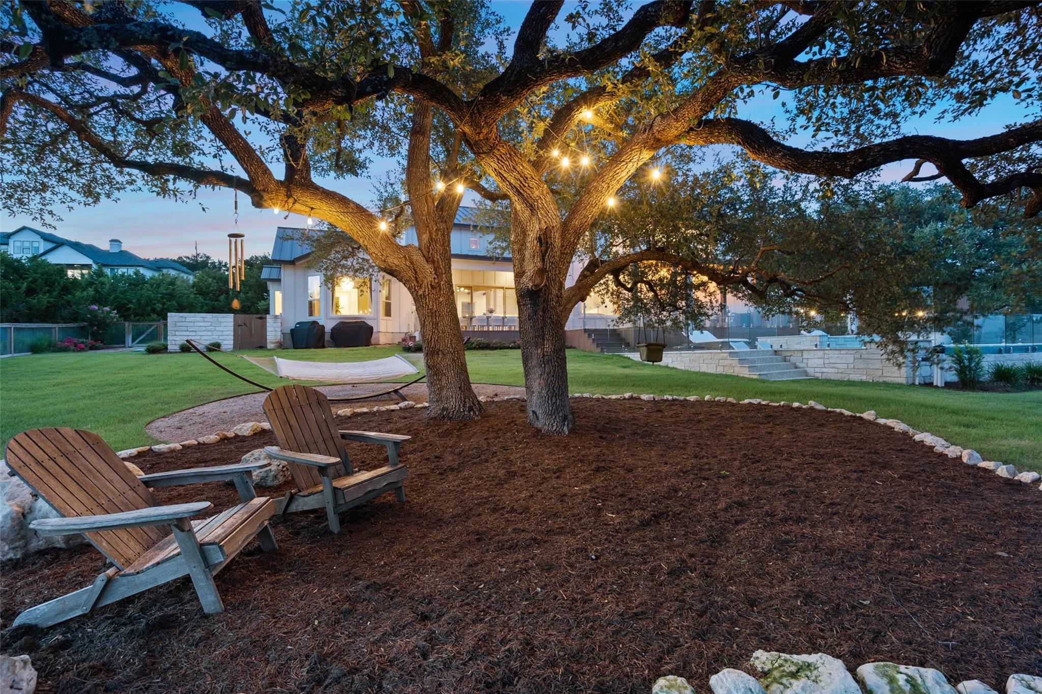 1302L Sparrow Ln, Austin, TX 78734