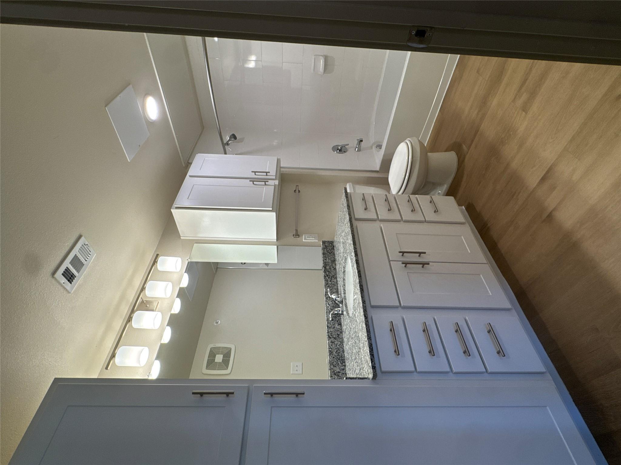 691 Union Chapel Rd # A2, Cedar Creek, TX 78612