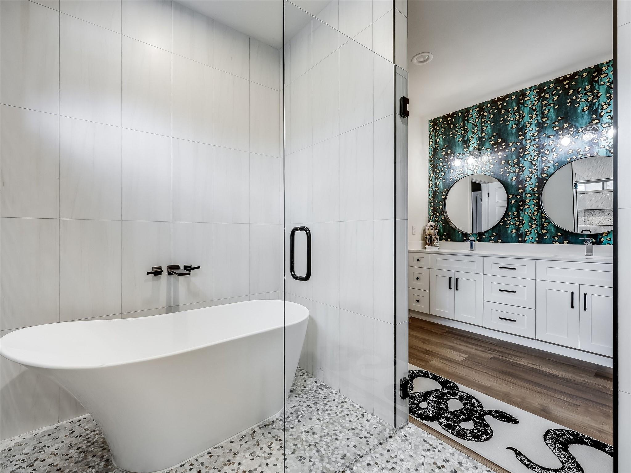 8603 Big Horn Circle, Lago Vista, TX 78645