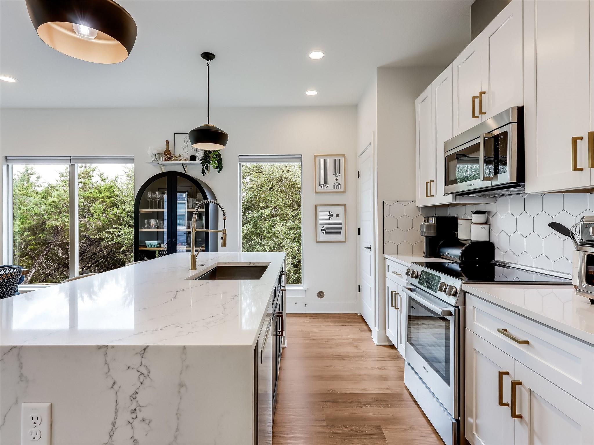 8603 Big Horn Circle, Lago Vista, TX 78645