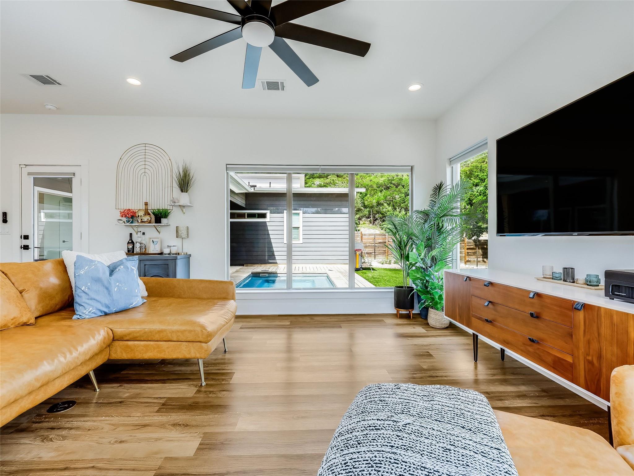 8603 Big Horn Circle, Lago Vista, TX 78645