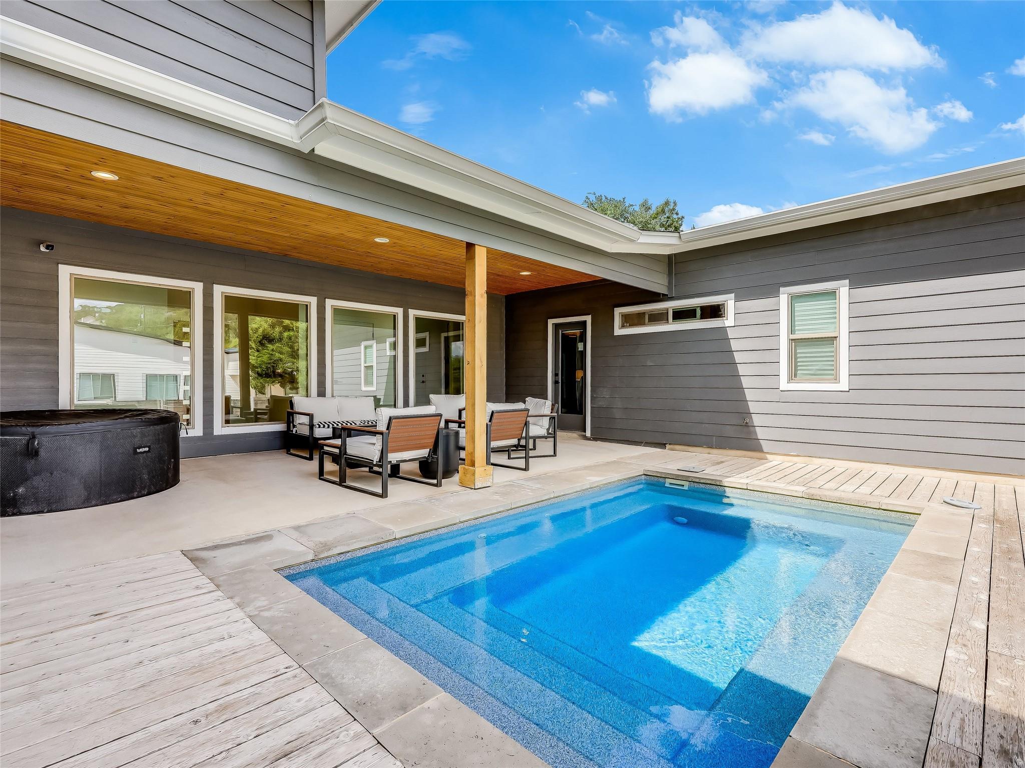 8603 Big Horn Circle, Lago Vista, TX 78645