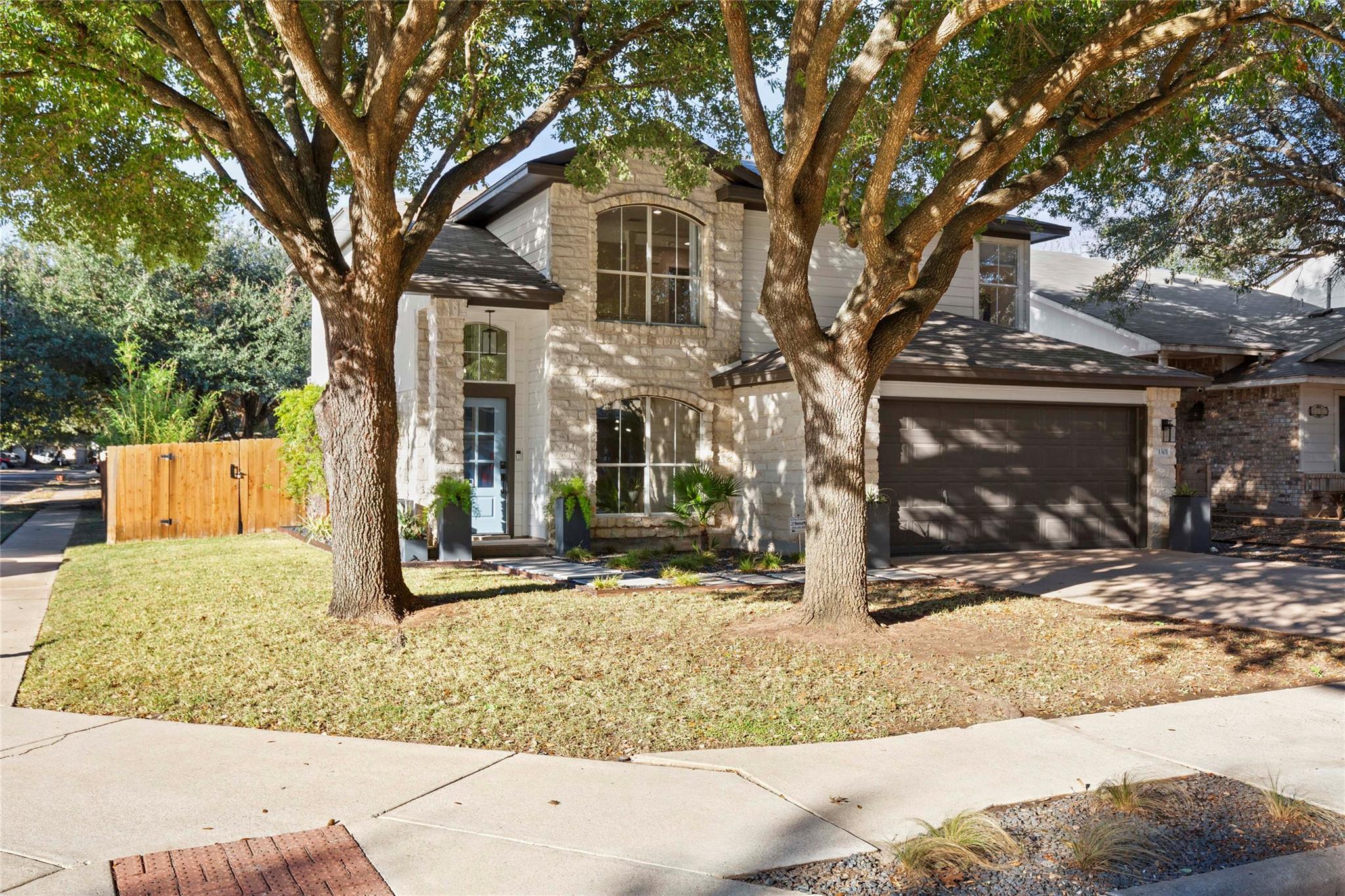 1301 Canon Yeomans Trl, Austin, TX 78748