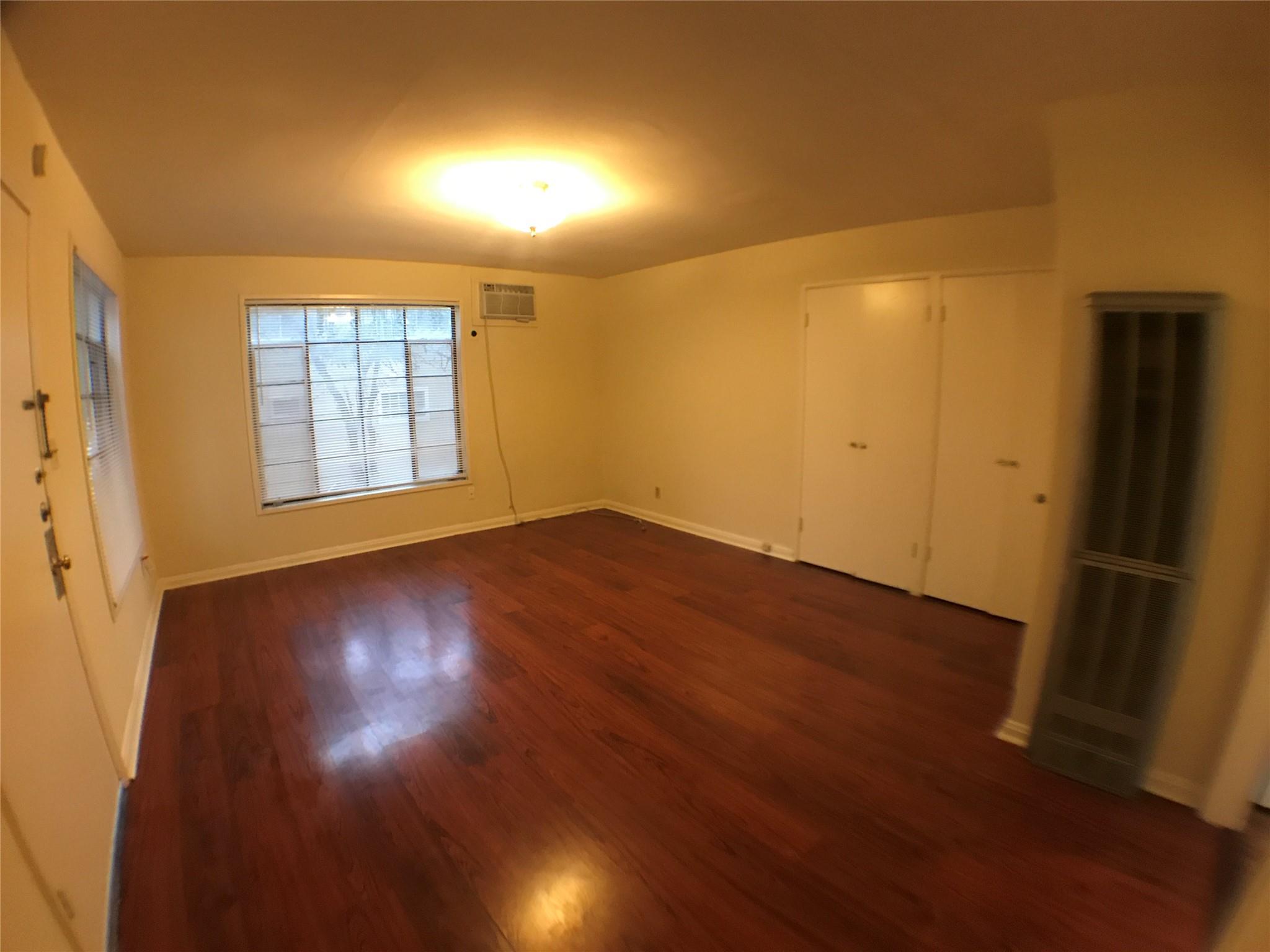 1009 W 25th and 1/2 St # C, Austin, TX 78705