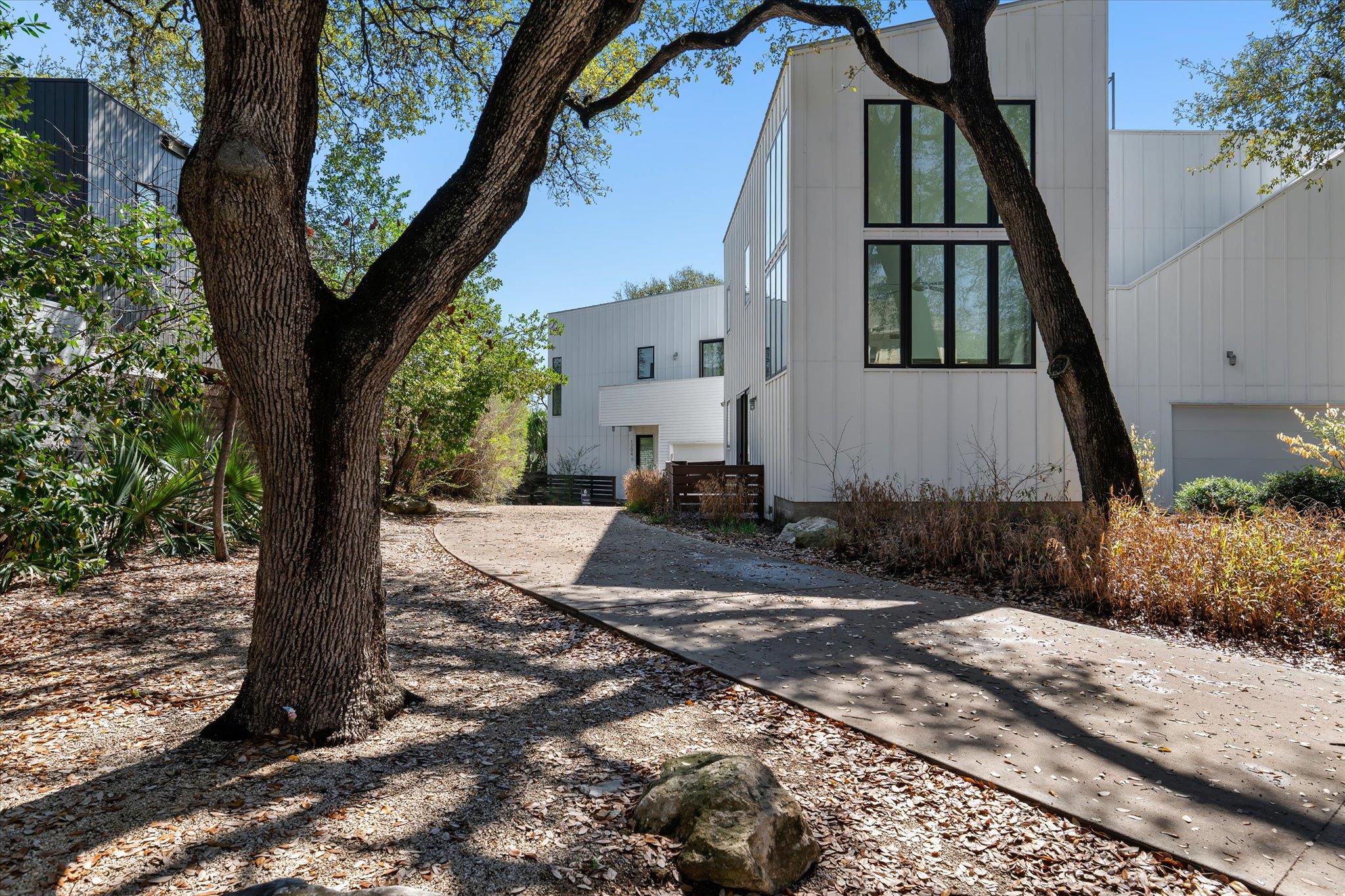1204 Woodland Ave # B, Austin, TX 78704