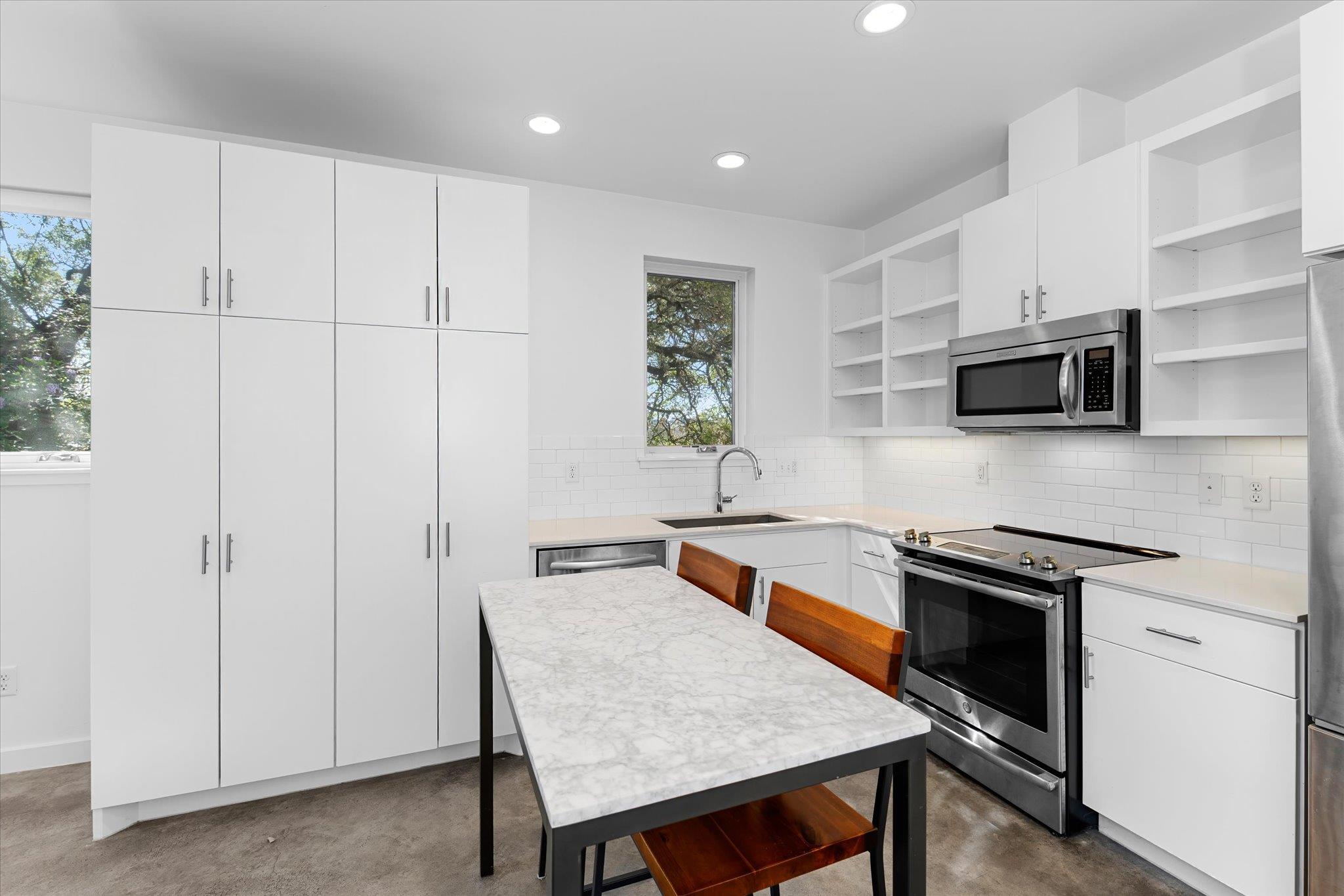 1204 Woodland Ave # B, Austin, TX 78704