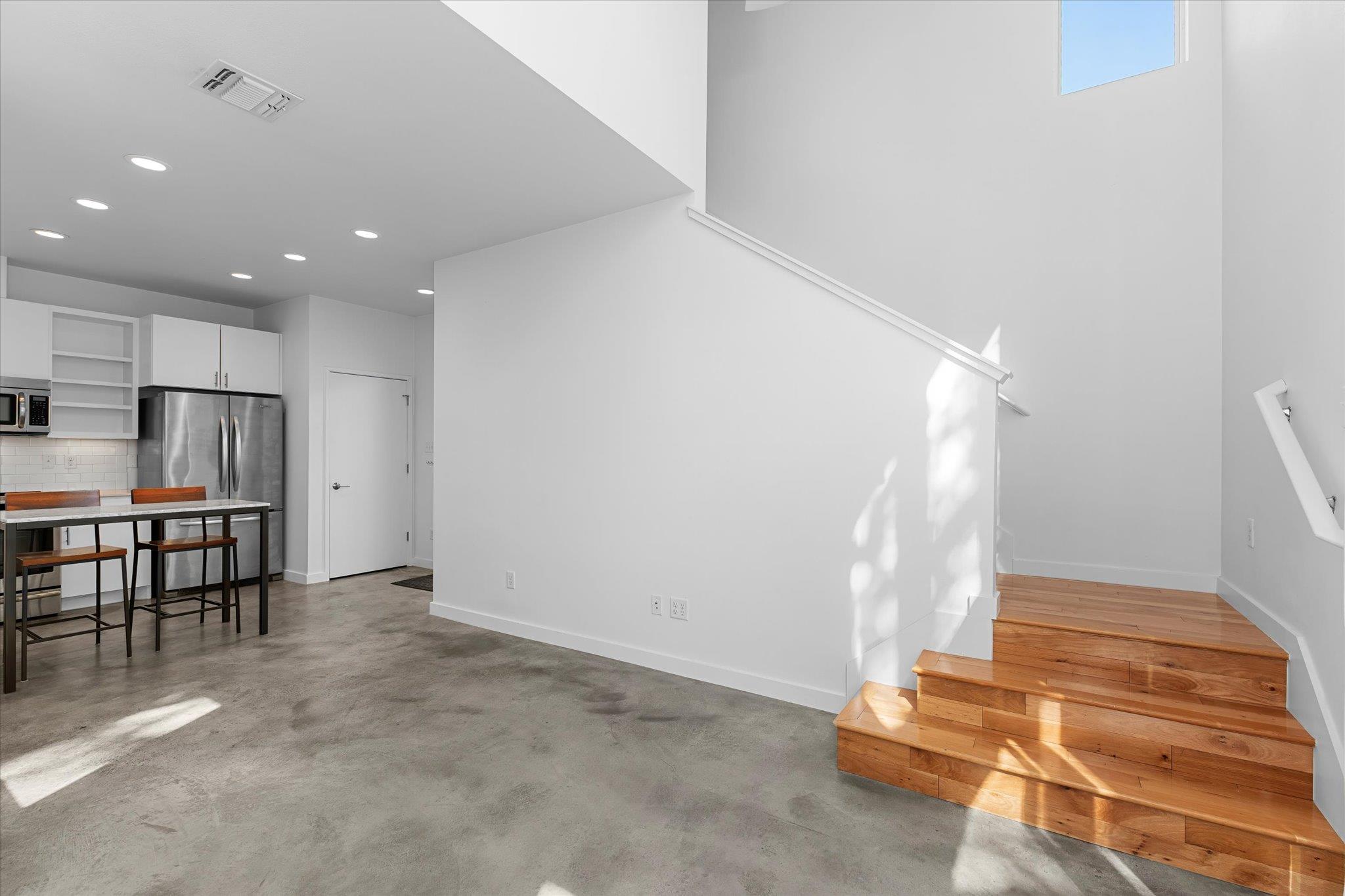 1204 Woodland Ave # B, Austin, TX 78704