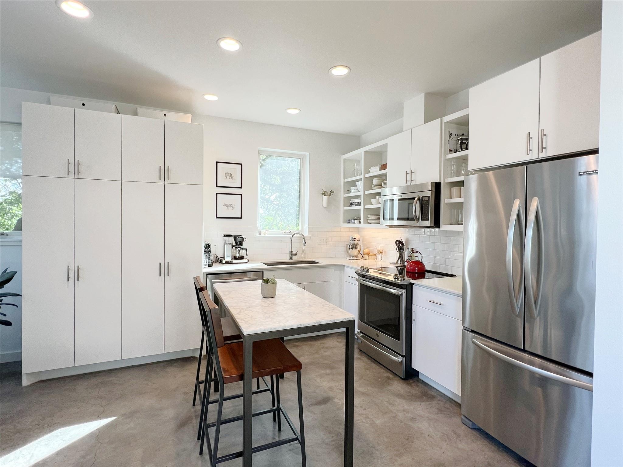 1204 Woodland Ave # B, Austin, TX 78704