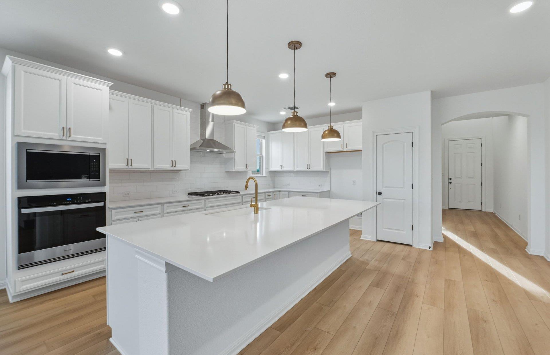 100 Darlington Ct, Liberty Hill, TX 78642