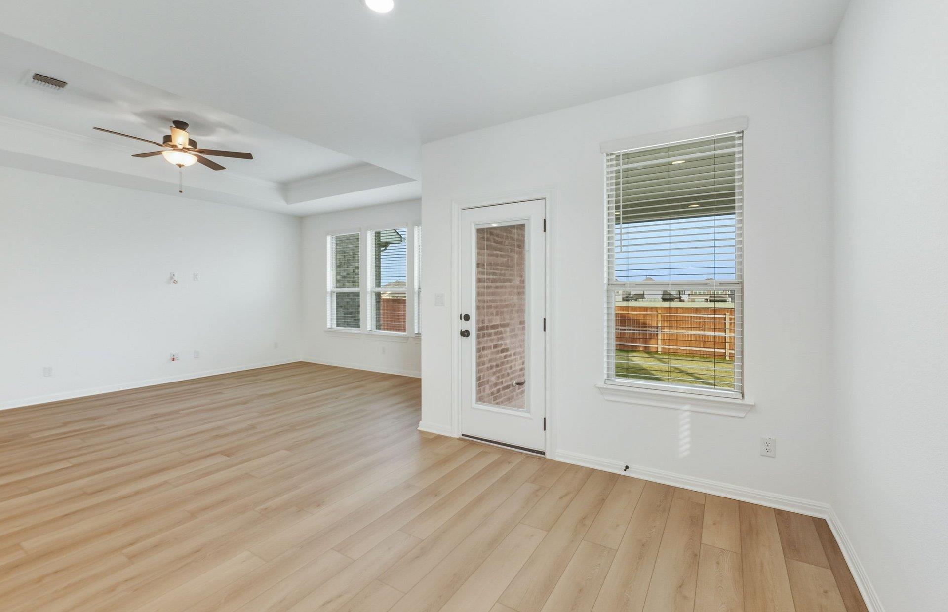 100 Darlington Ct, Liberty Hill, TX 78642