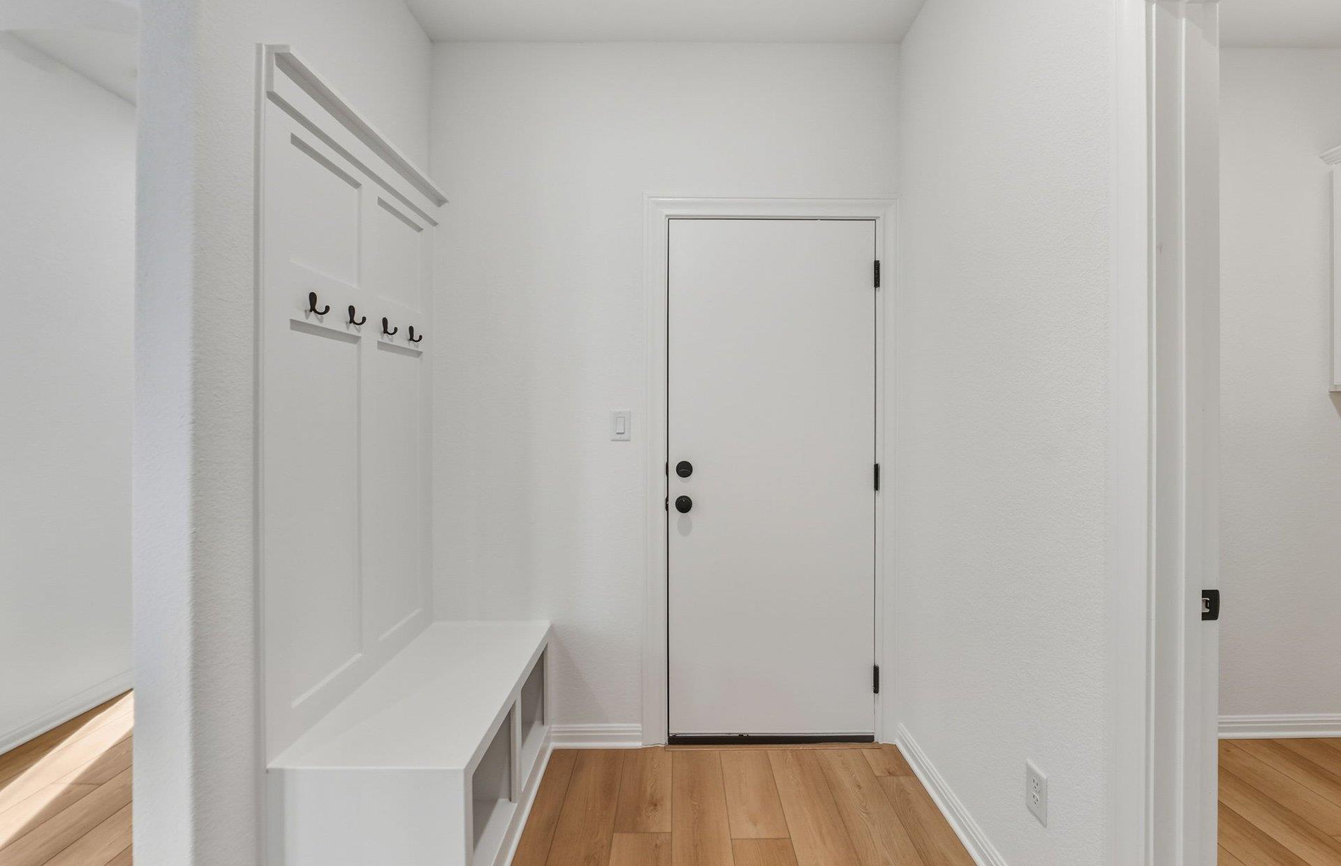 100 Darlington Ct, Liberty Hill, TX 78642