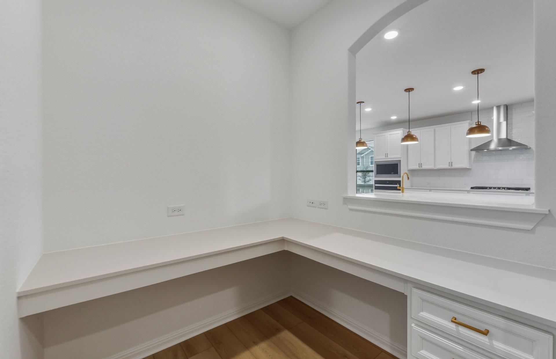 100 Darlington Ct, Liberty Hill, TX 78642