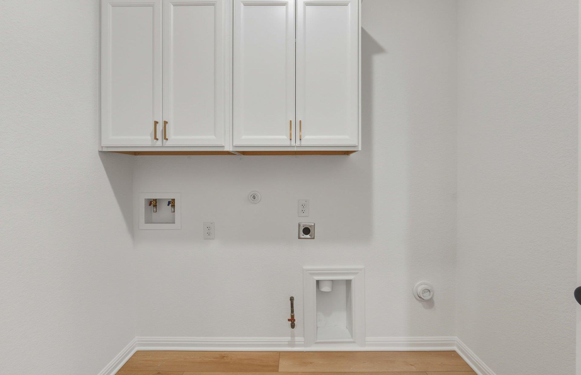 100 Darlington Ct, Liberty Hill, TX 78642