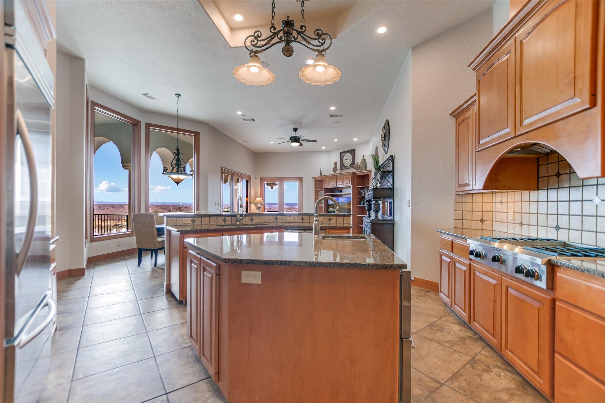 301 Circle Dr, Horseshoe Bay, TX 78657