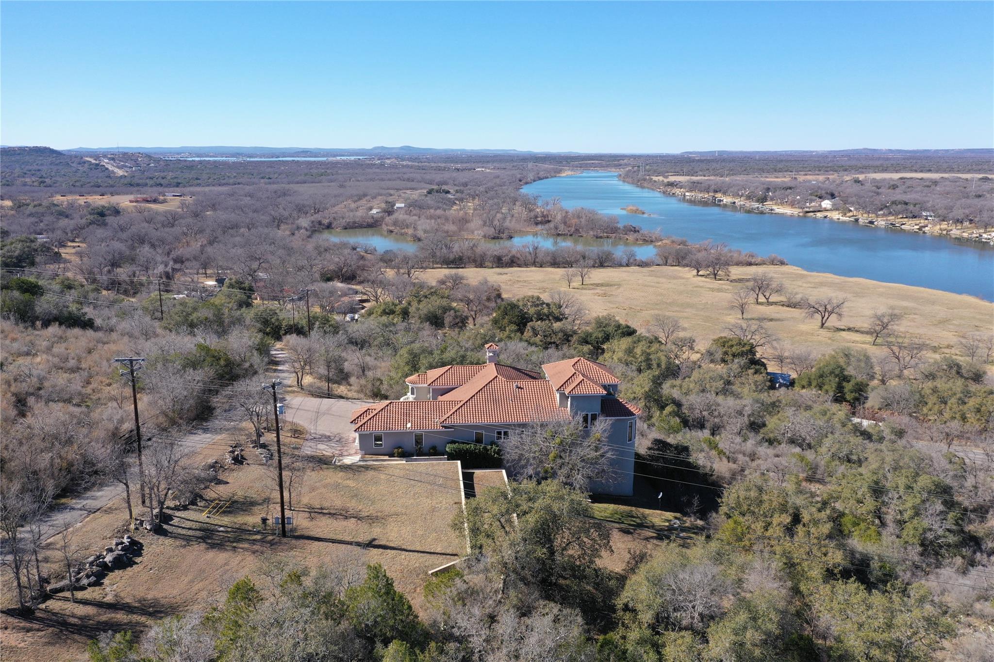 301 Circle Dr, Horseshoe Bay, TX 78657