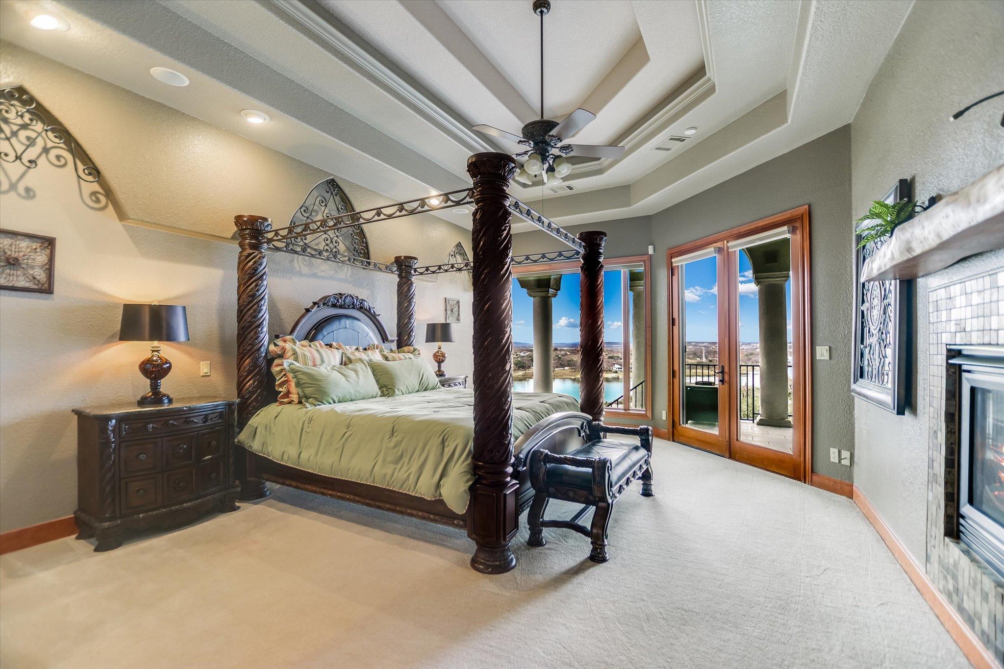 301 Circle Dr, Horseshoe Bay, TX 78657