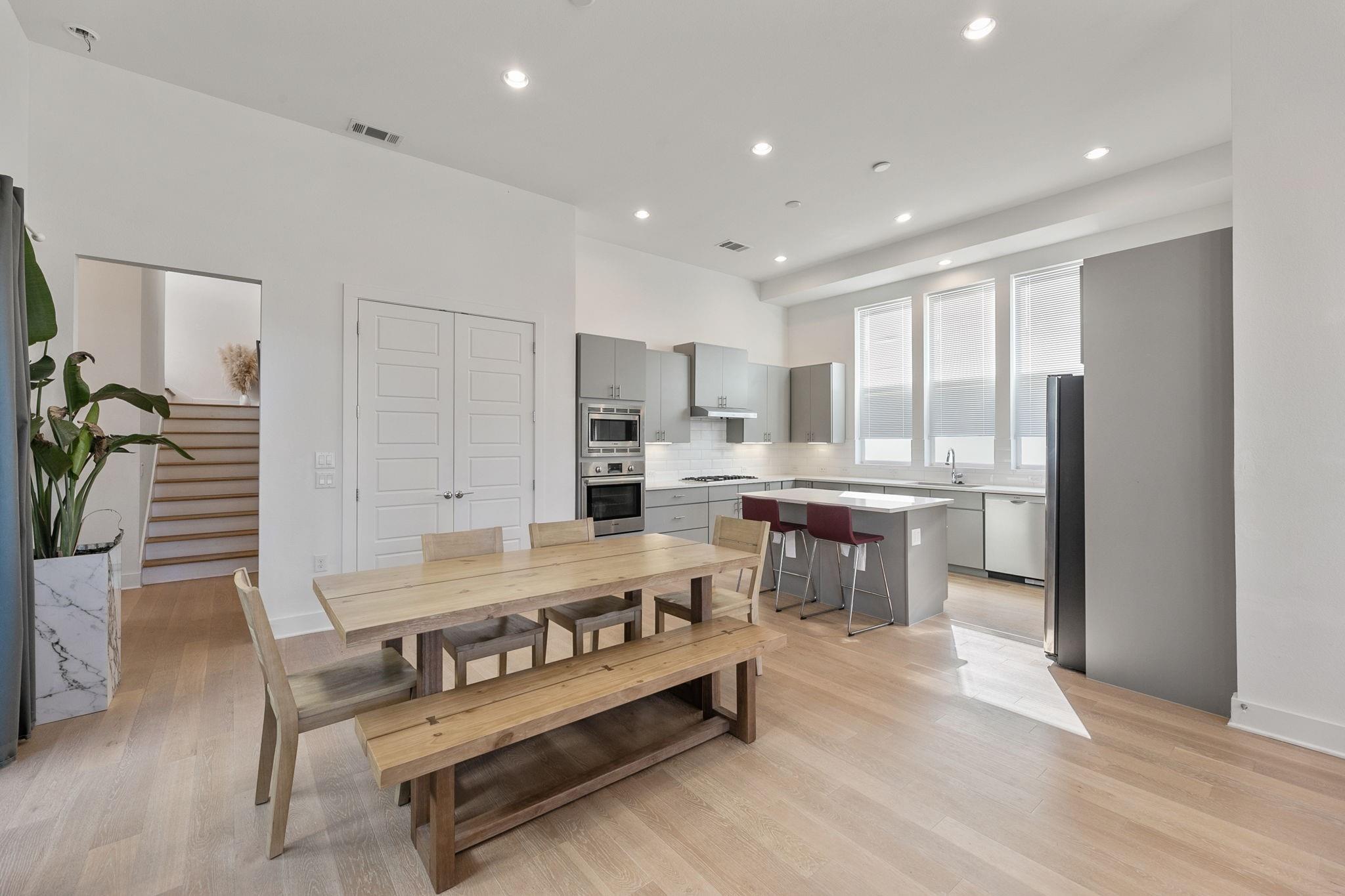 6101 Florencia Ln, Austin, TX 78724