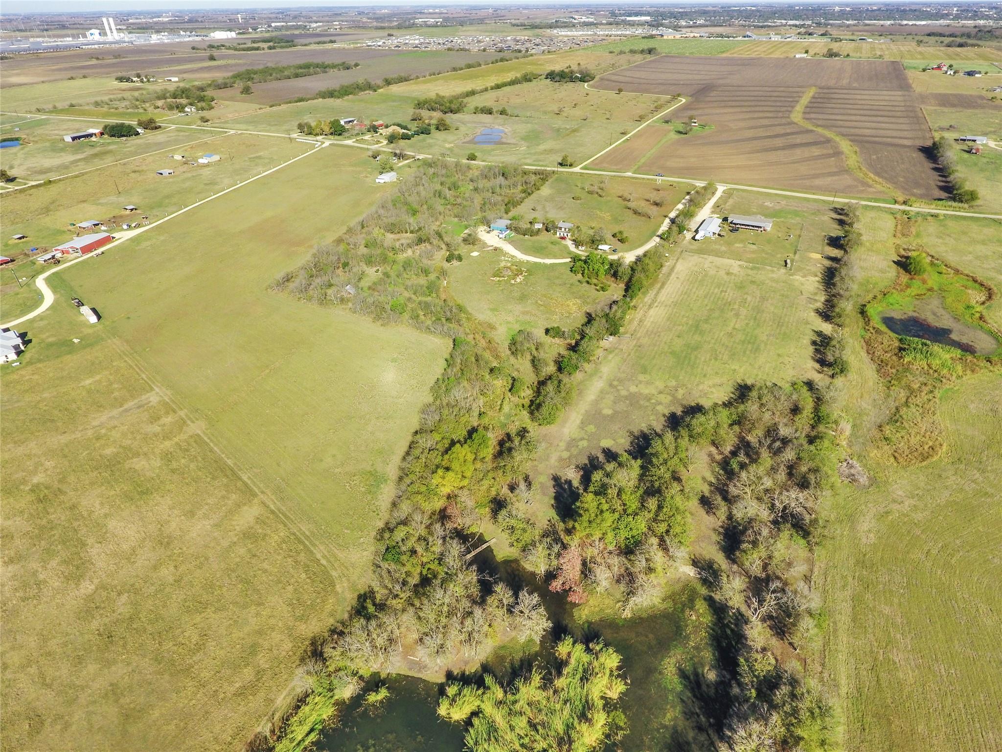 4580 County Road 404, Taylor, TX 76574