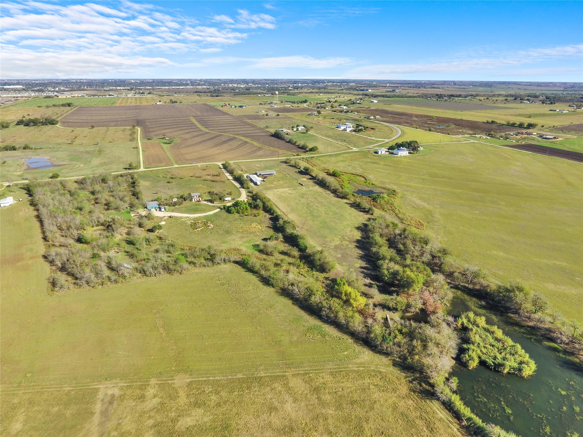 4580 County Road 404, Taylor, TX 76574