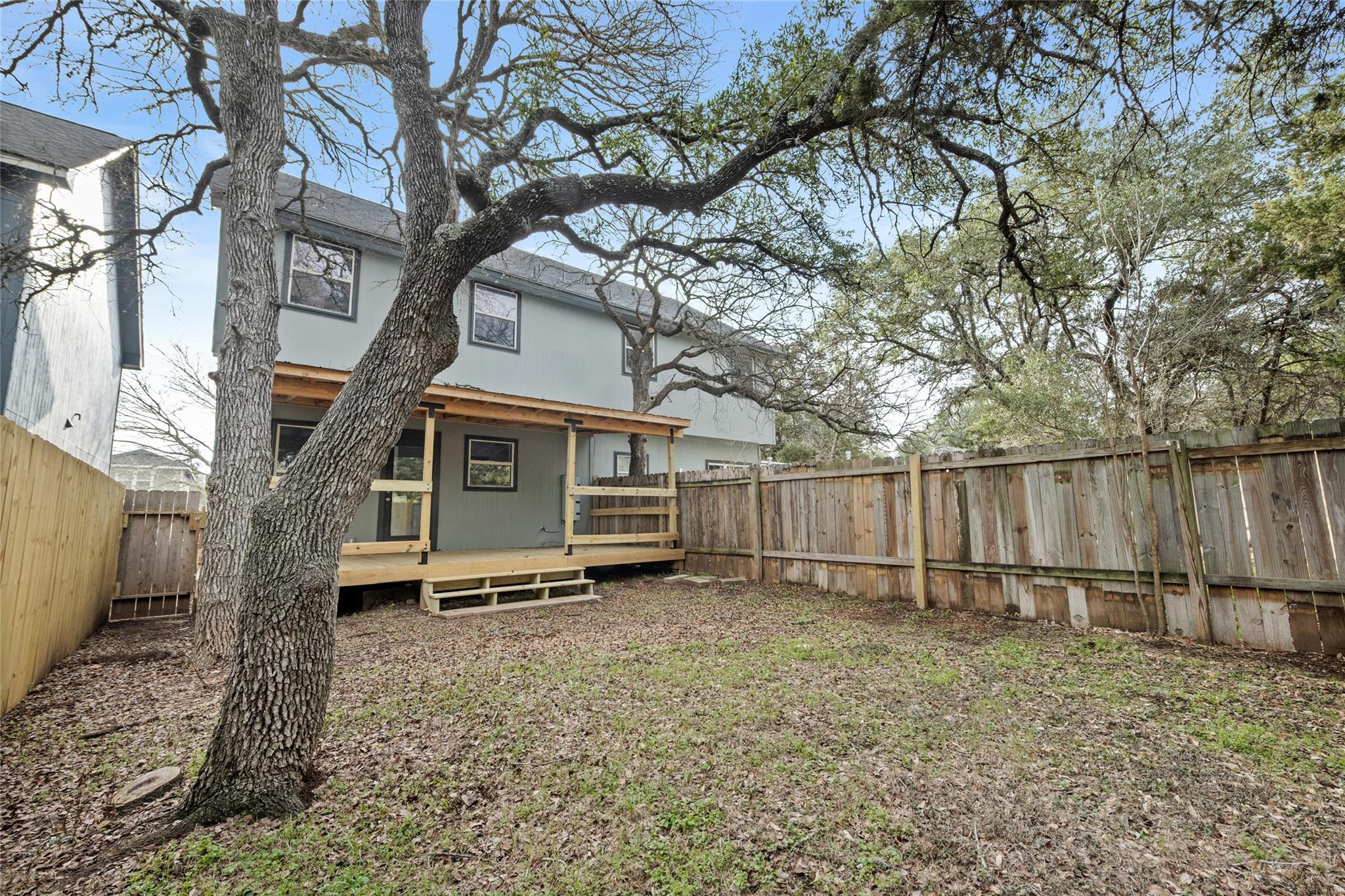 38 Deer Ridge Rd, Wimberley, TX 78676