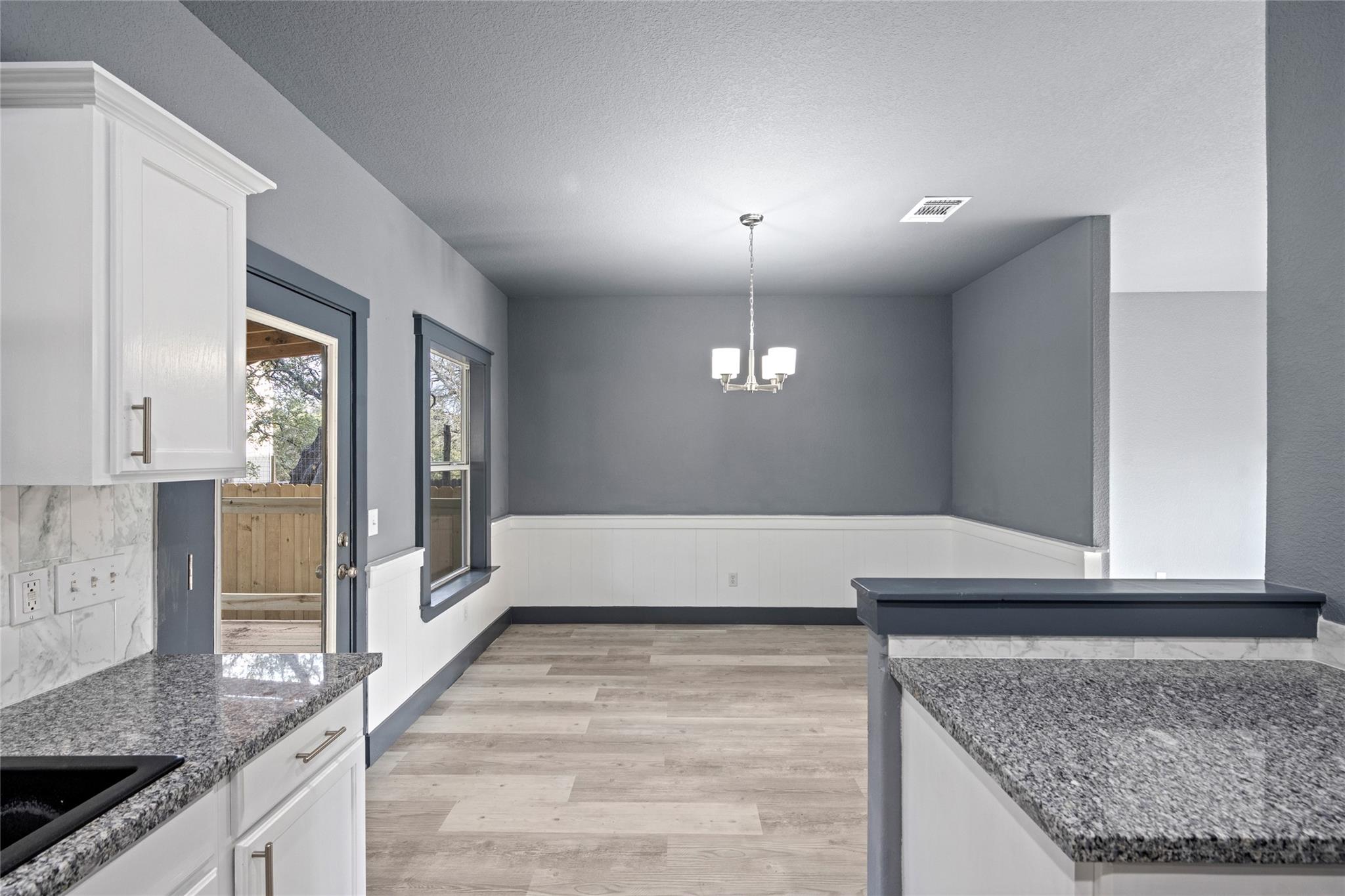 38 Deer Ridge Rd, Wimberley, TX 78676