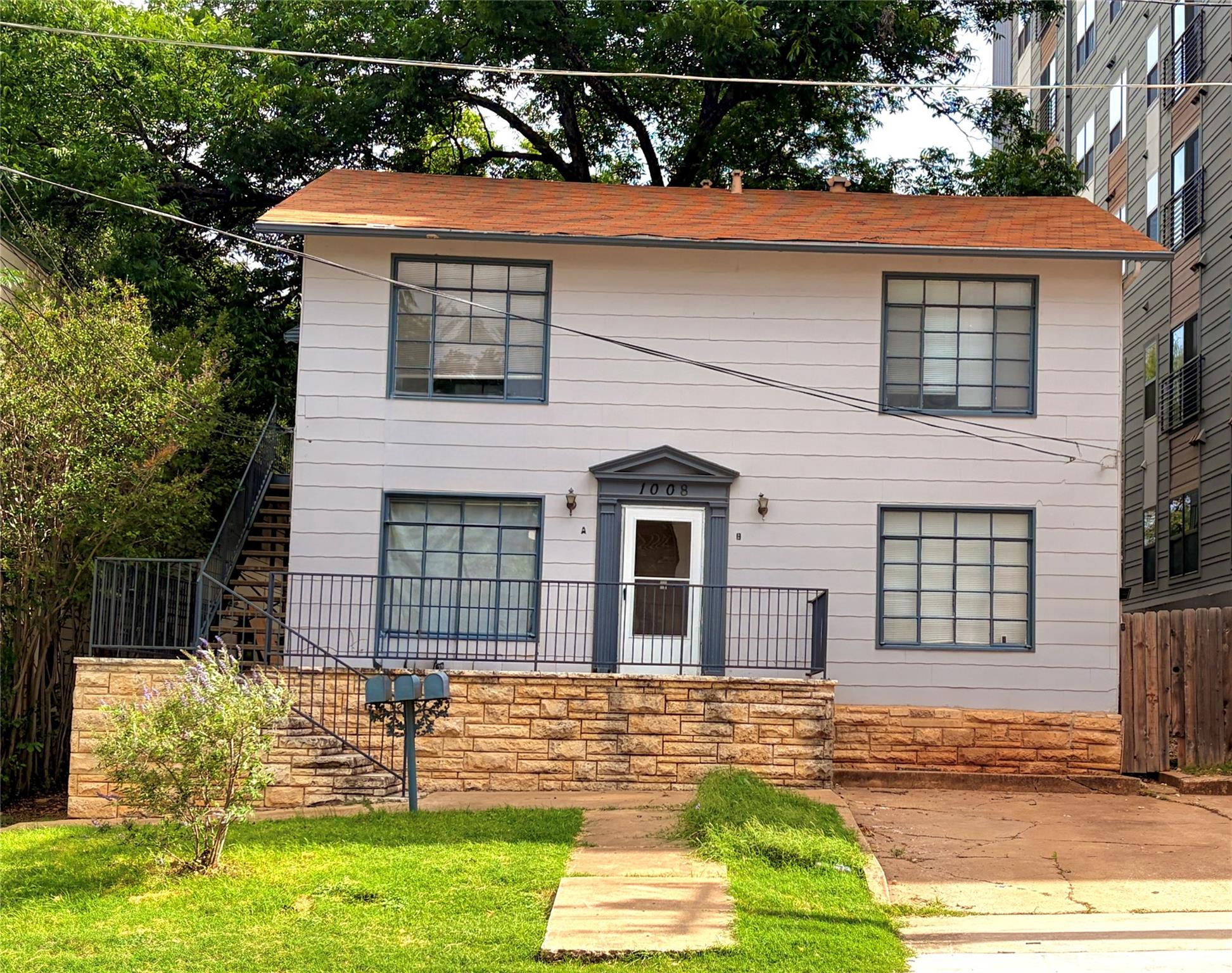 1008 W 25th St # A, Austin, TX 78705