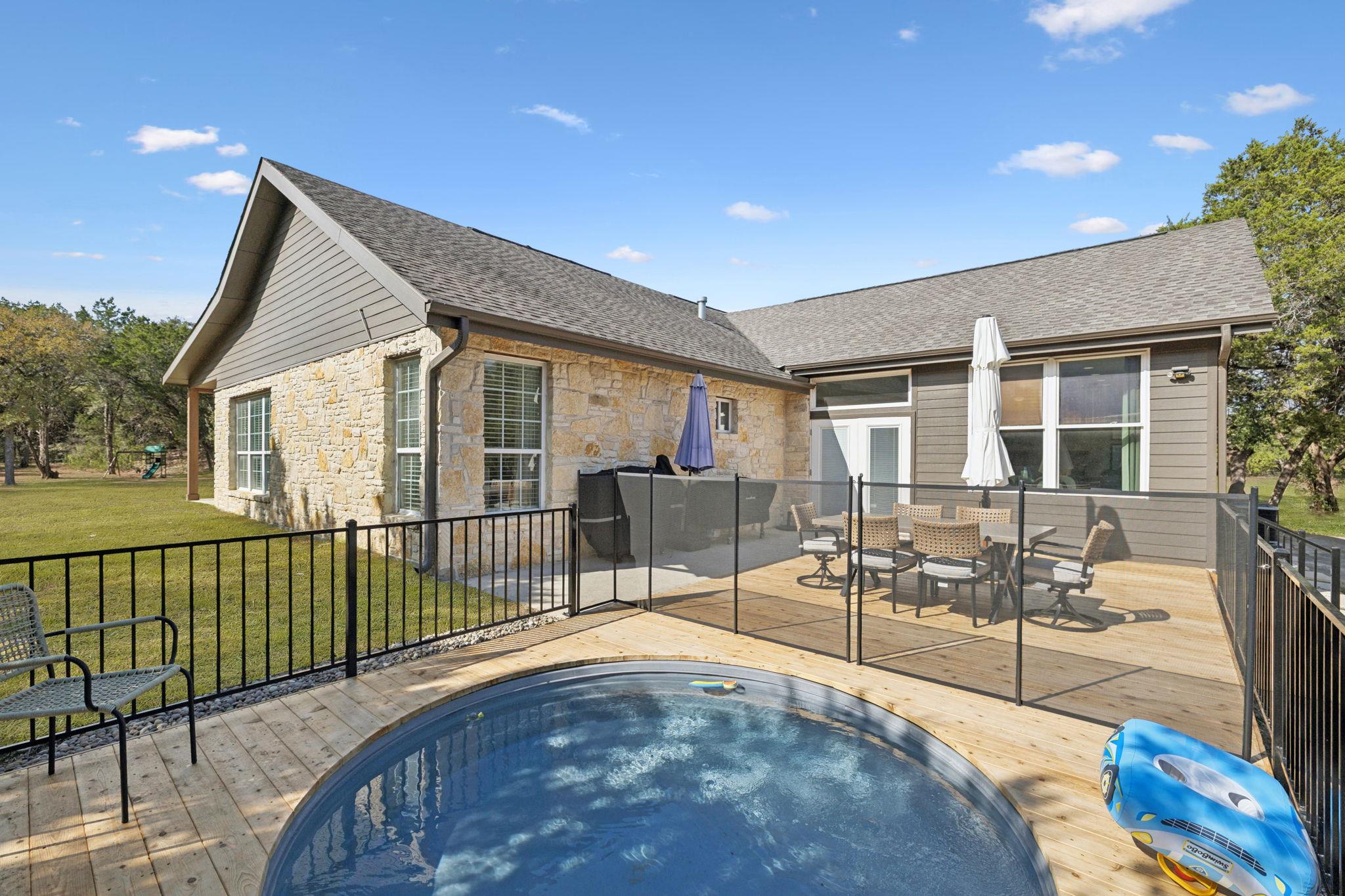 4669 Fm 2673, Canyon Lake, TX 78133