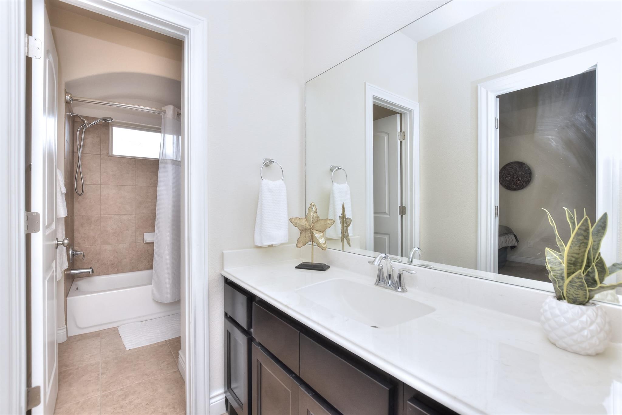 Pflugerville, TX 78660