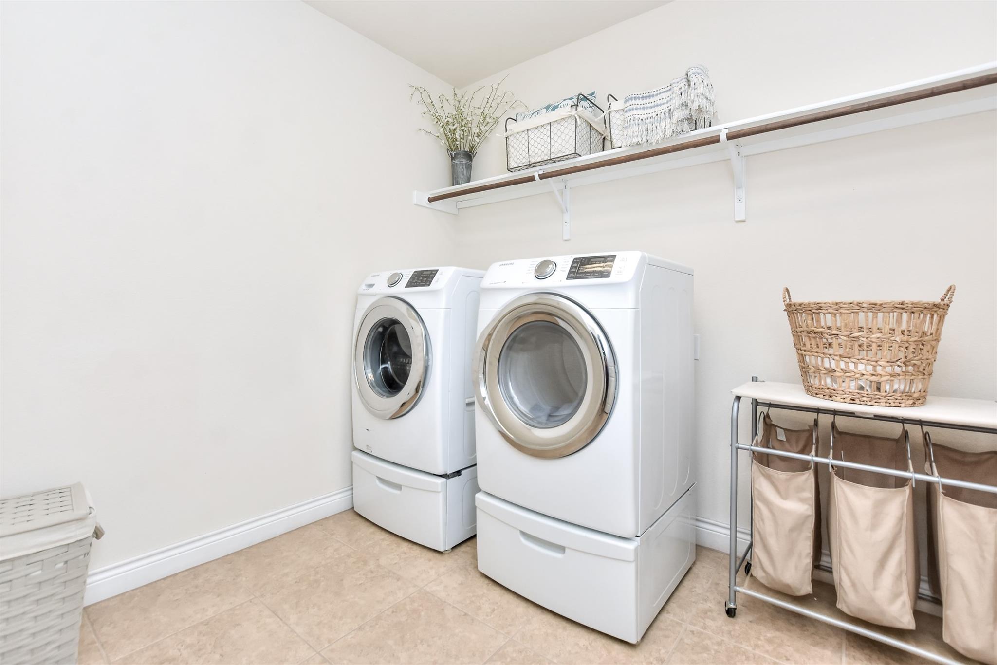 Pflugerville, TX 78660