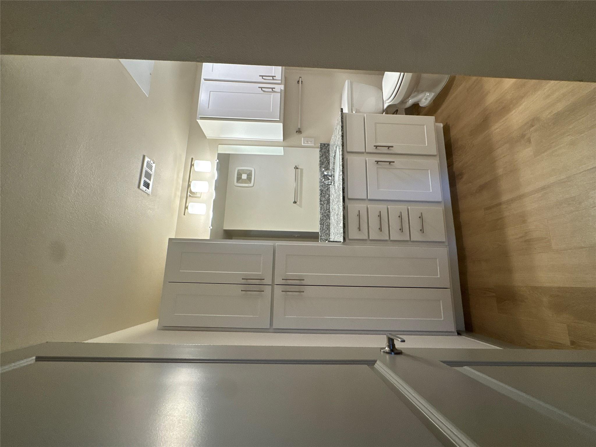 691 Union Chapel Rd # B1, Cedar Creek, TX 78612