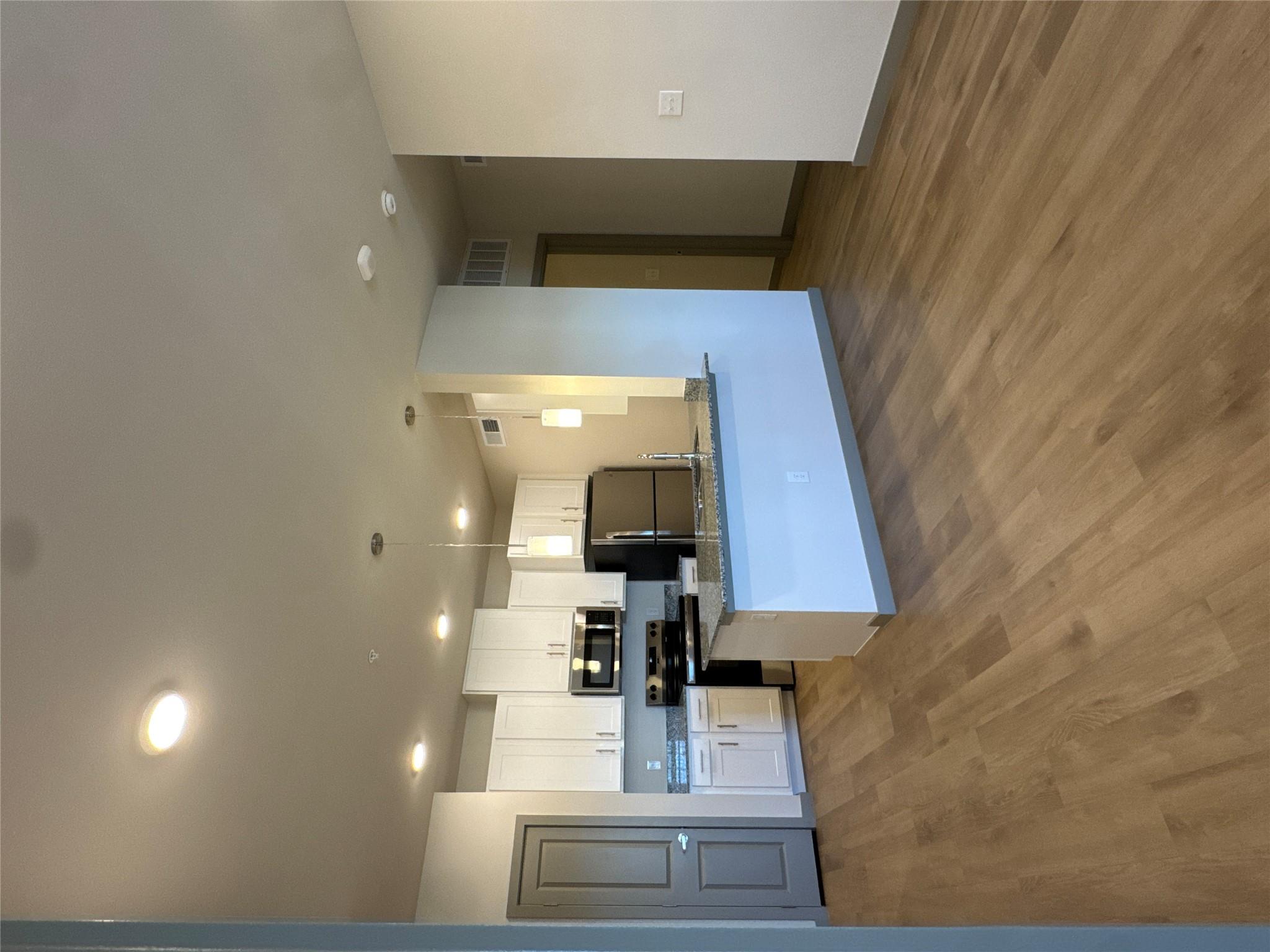 691 Union Chapel Rd # B1, Cedar Creek, TX 78612