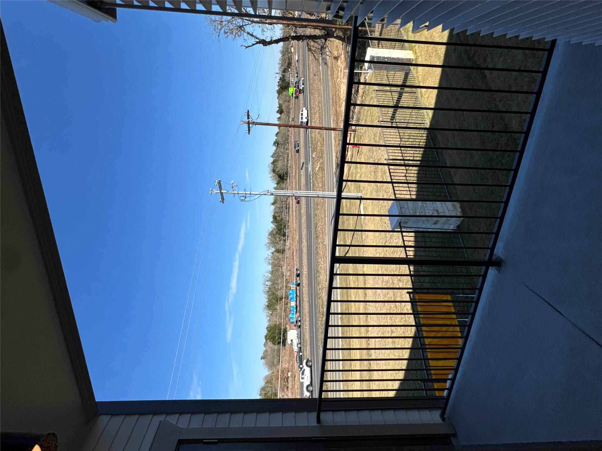 691 Union Chapel Rd # B1, Cedar Creek, TX 78612